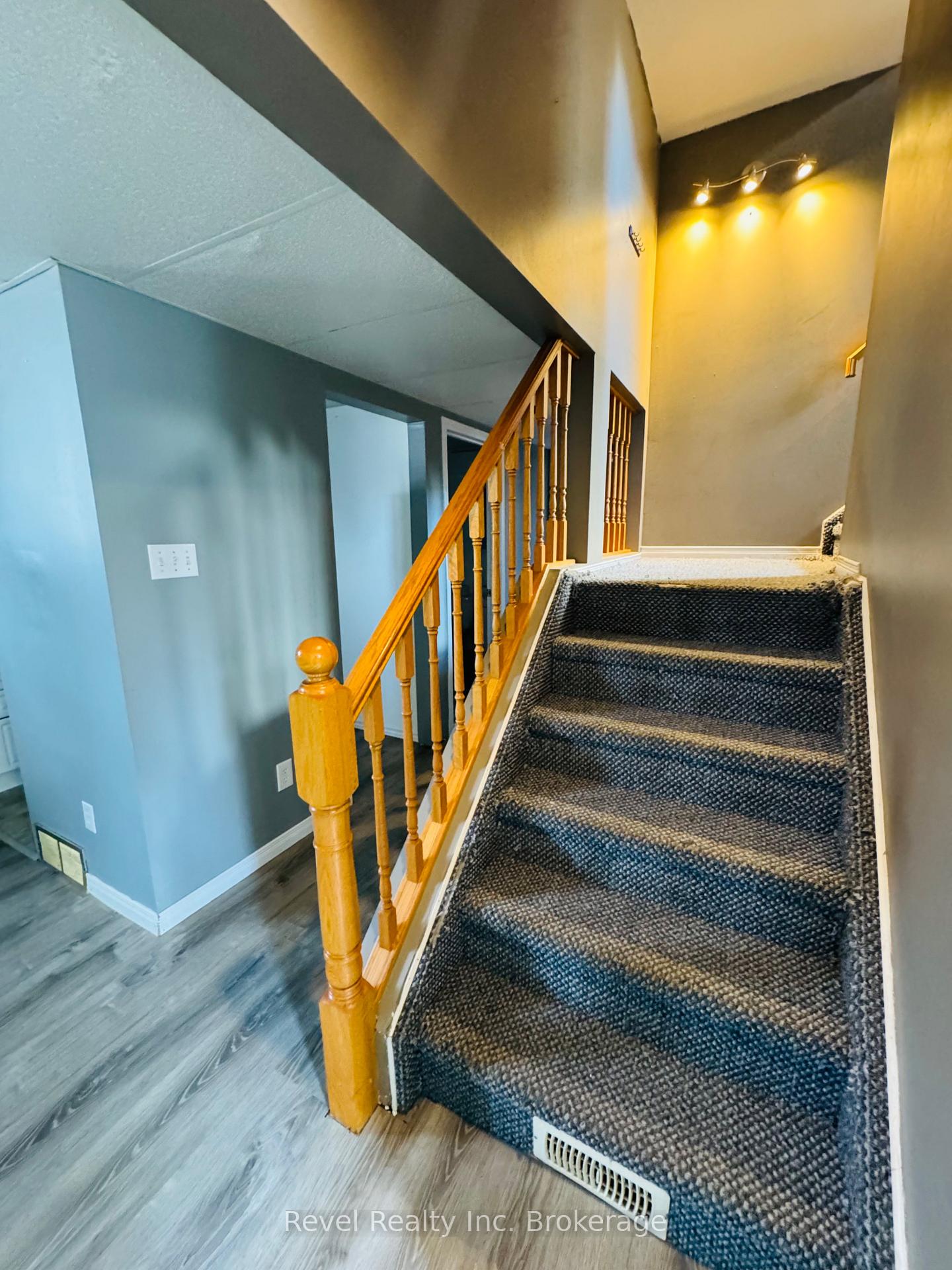 Photo 23 of 2131 Pearson Street, North Bay, Widdifield — HOMEH
