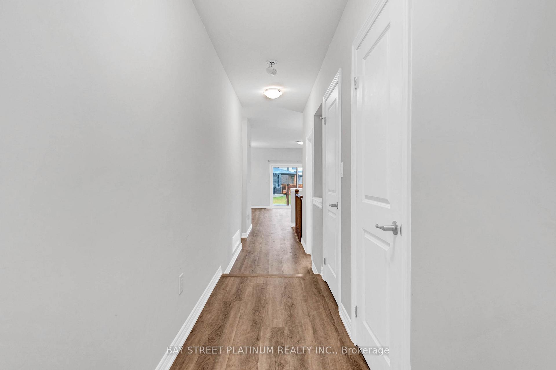 Photo 3 of 84 Summersides Boulevard, Pelham, Fonthill — HOMEH