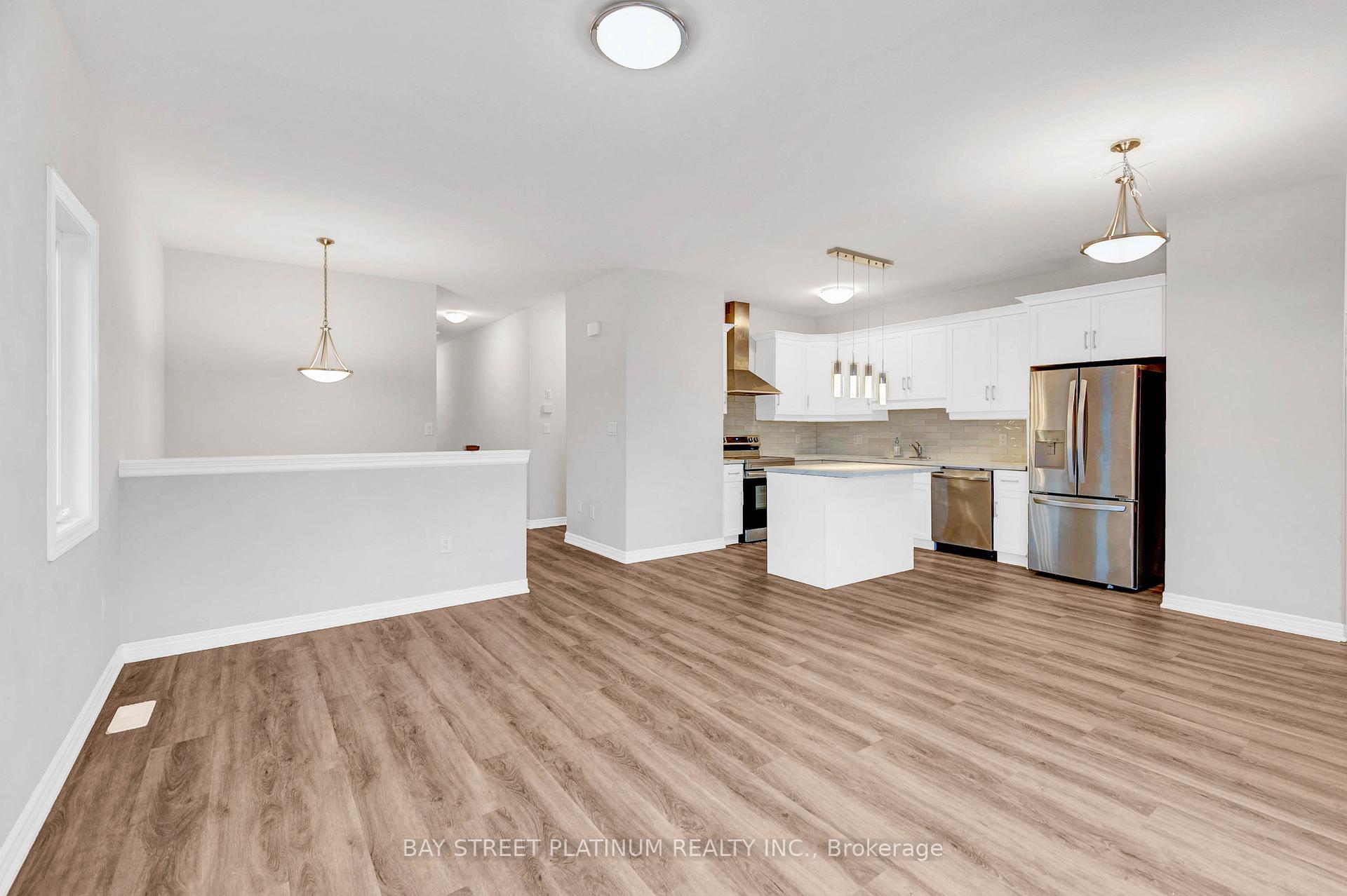 Photo 6 of 84 Summersides Boulevard, Pelham, Fonthill — HOMEH