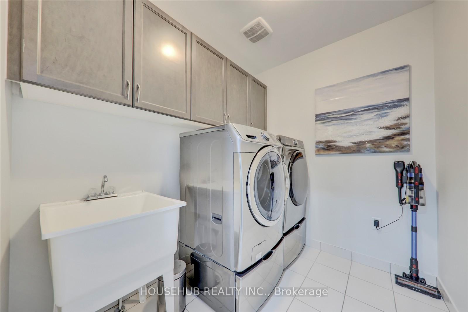 Photo 24 of 1182 Biason Circle, Milton, Willmott — HOMEH