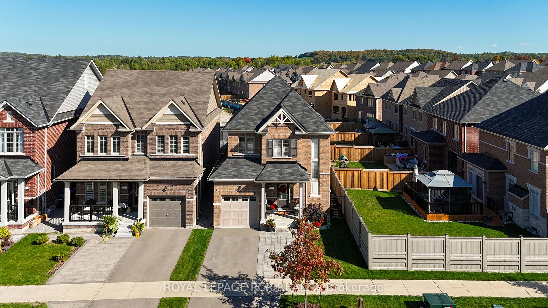 Photo 1 of 45 Martin Trail, New Tecumseth, Tottenham — HOMEH