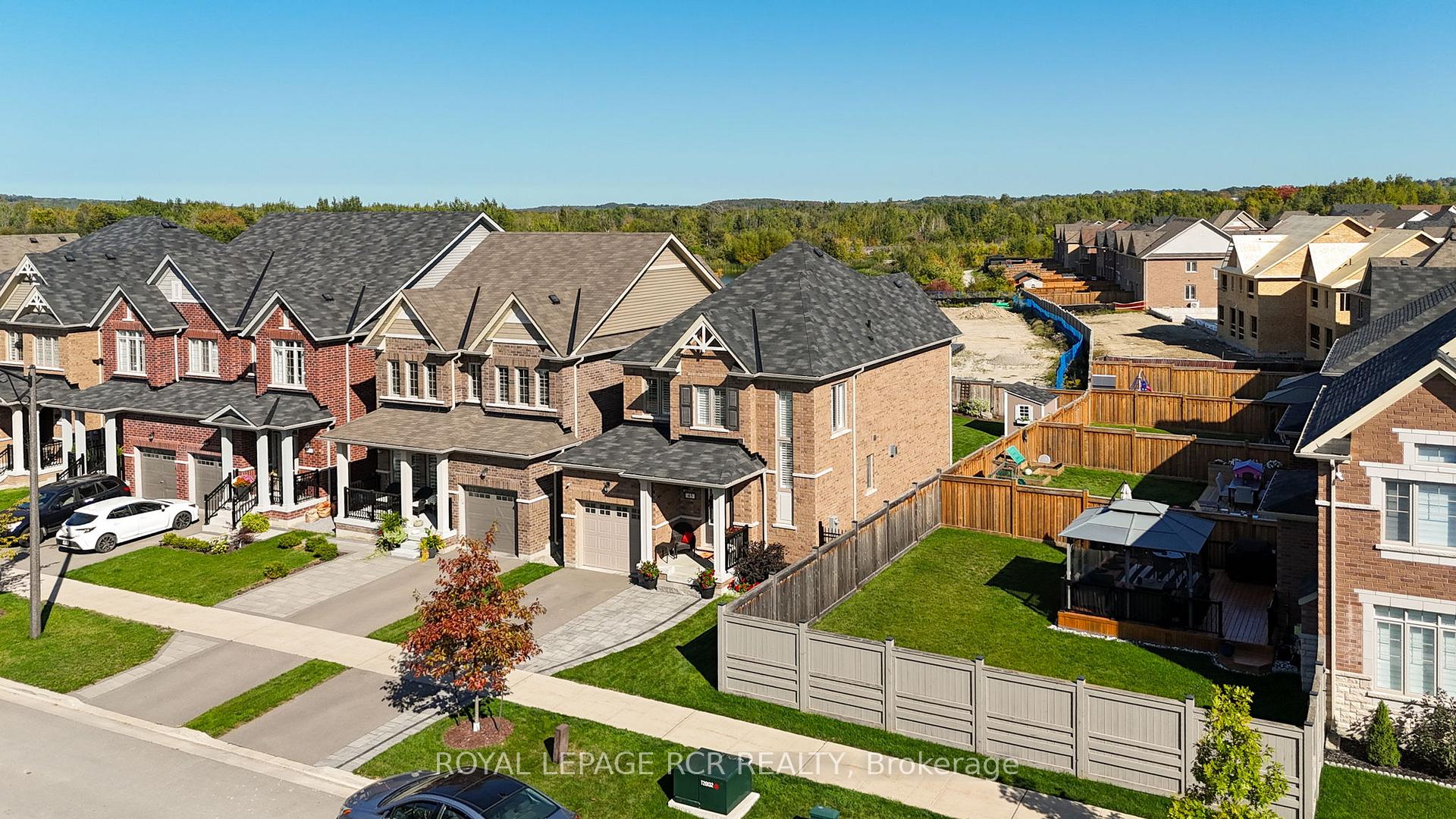 Photo 35 of 45 Martin Trail, New Tecumseth, Tottenham — HOMEH