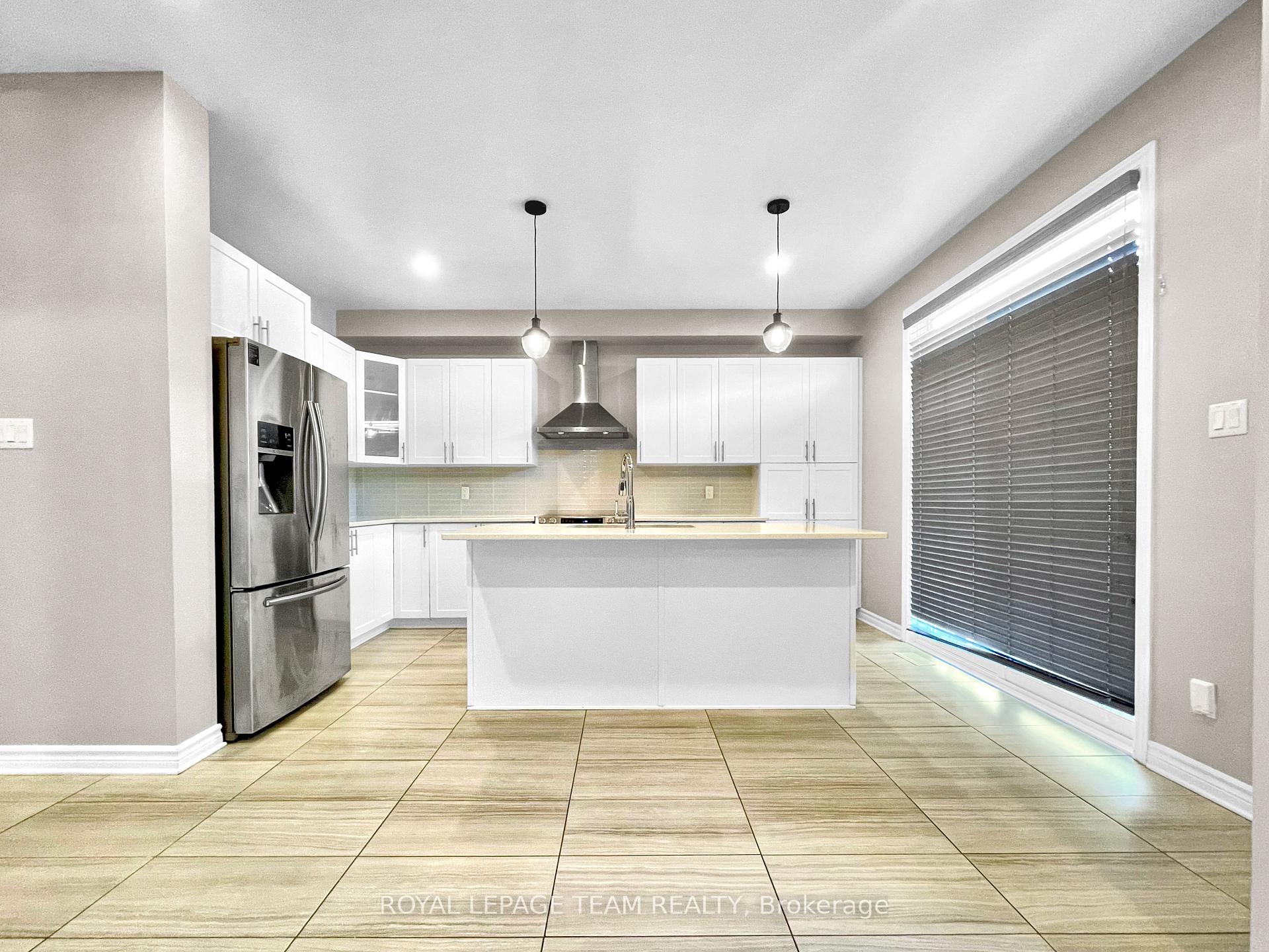 Photo 5 of 670 Decoeur Drive, Ottawa, Avalon West — HOMEH