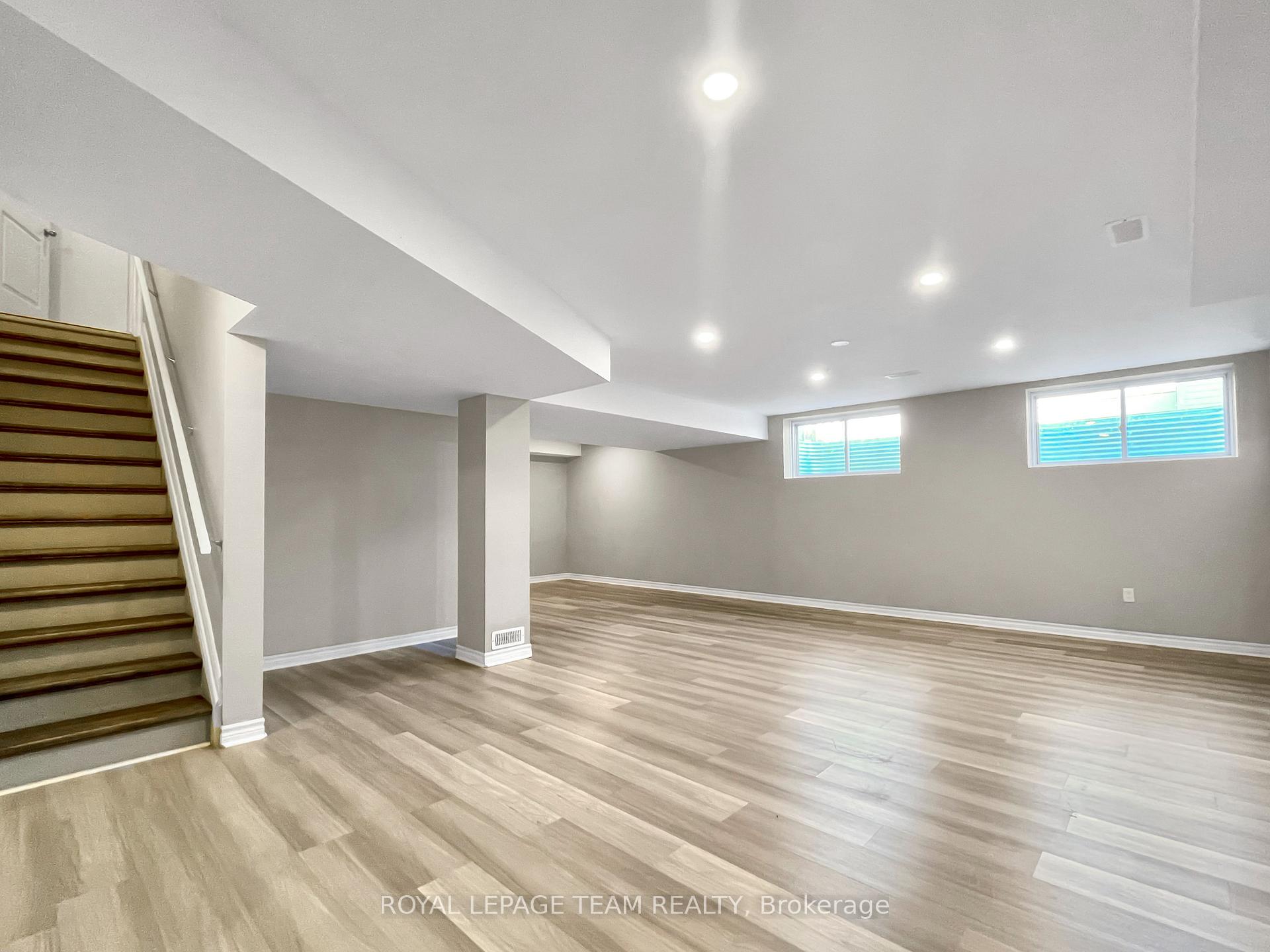 Photo 35 of 670 Decoeur Drive, Ottawa, Avalon West — HOMEH