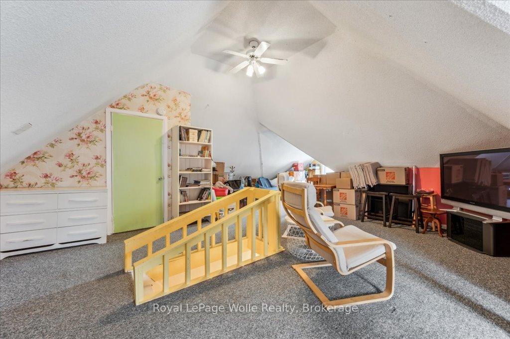 Photo 28 of 454 Wallace Avenue N, North Perth, Listowel — HOMEH