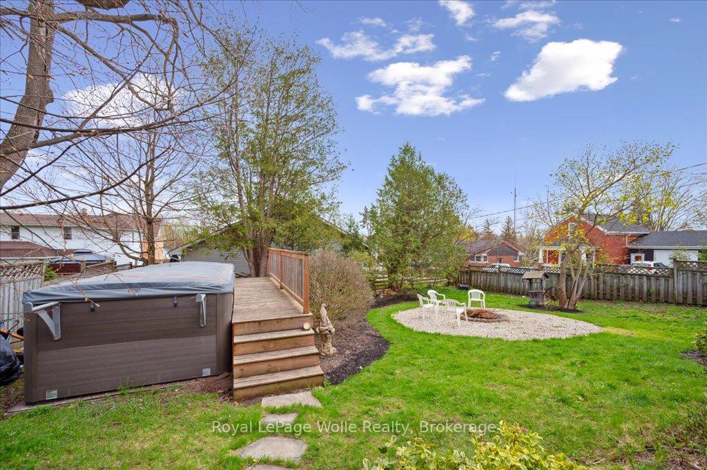 Photo 34 of 454 Wallace Avenue N, North Perth, Listowel — HOMEH