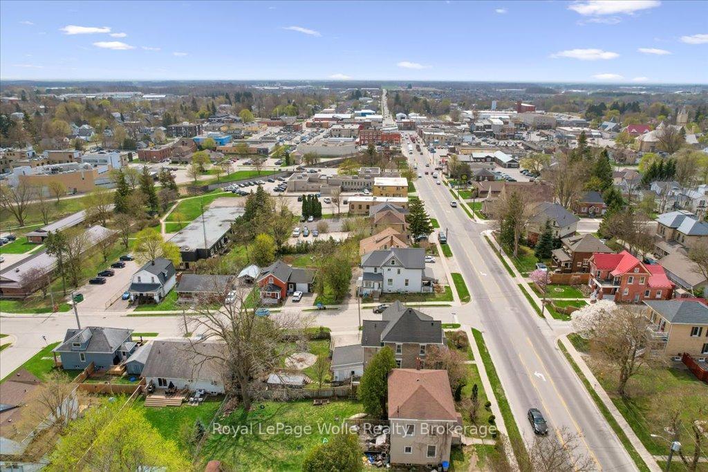 Photo 40 of 454 Wallace Avenue N, North Perth, Listowel — HOMEH
