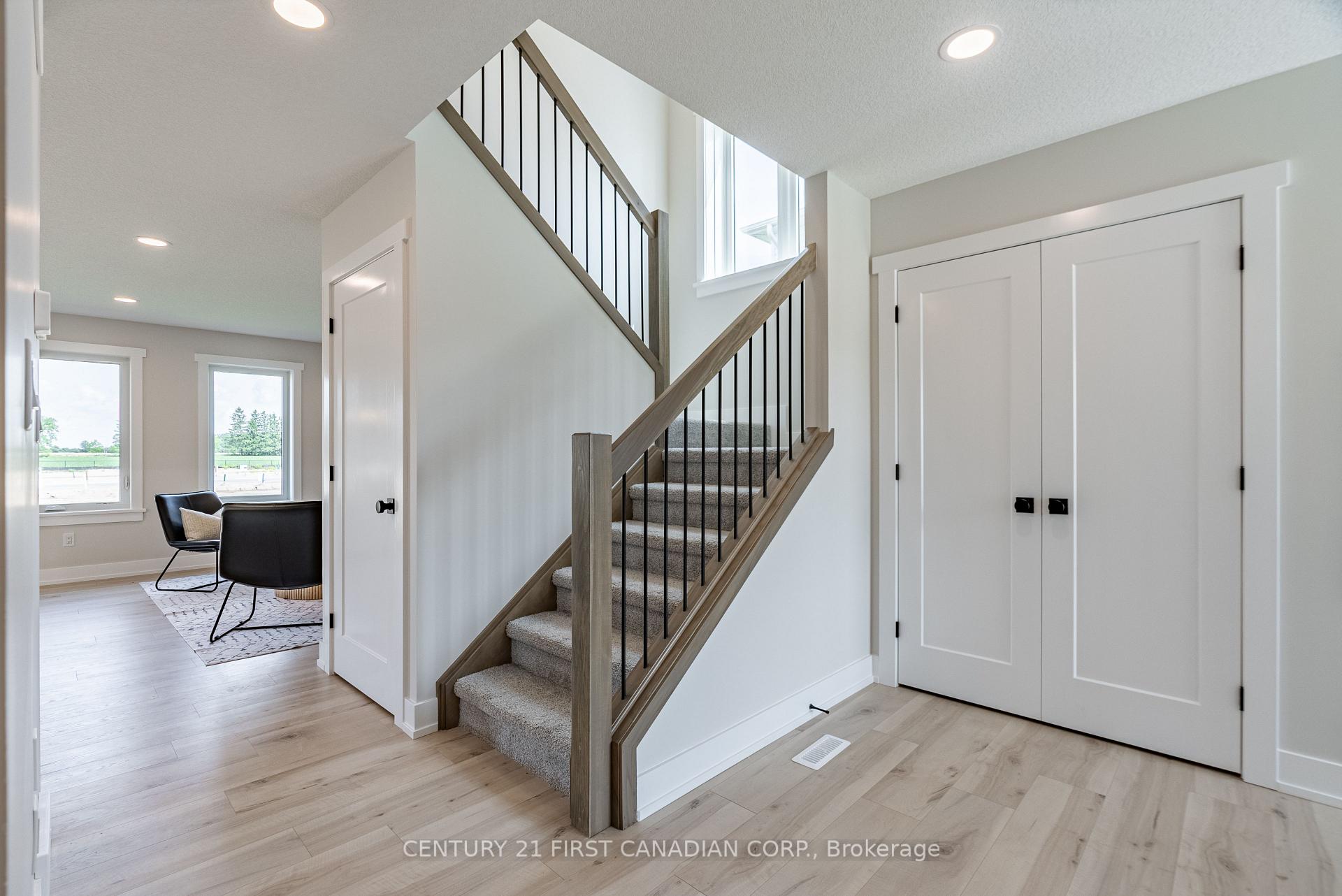 Photo 10 of 105 Atkinson Street, North Middlesex, Alisa Craig — HOMEH