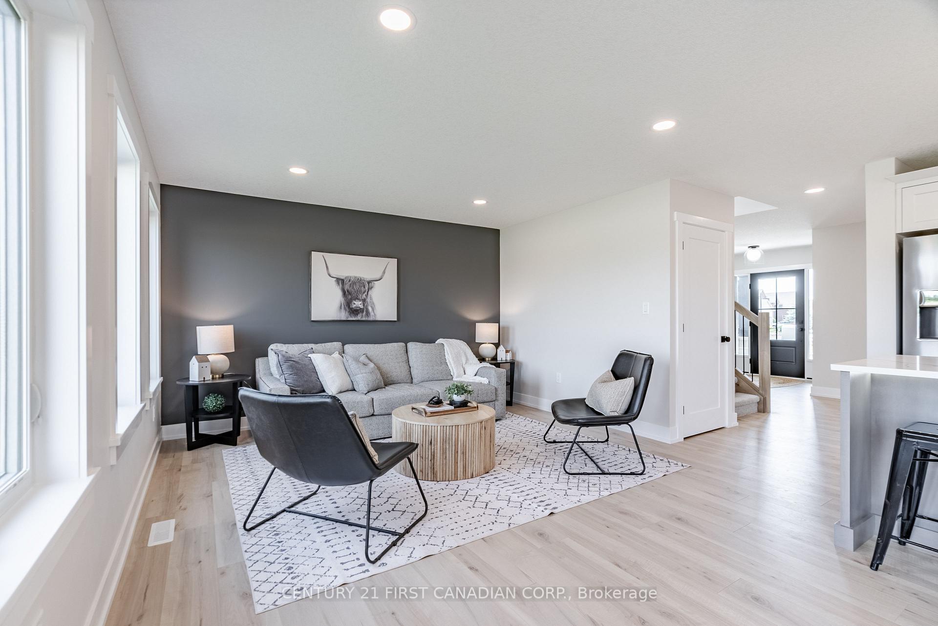 Photo 28 of 105 Atkinson Street, North Middlesex, Alisa Craig — HOMEH
