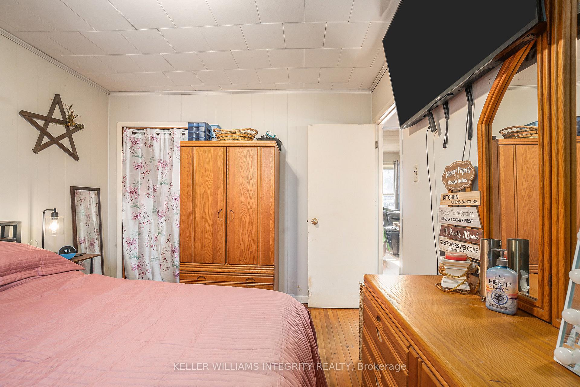 Photo 23 of 93 Beckwith Street E, Perth — HOMEH