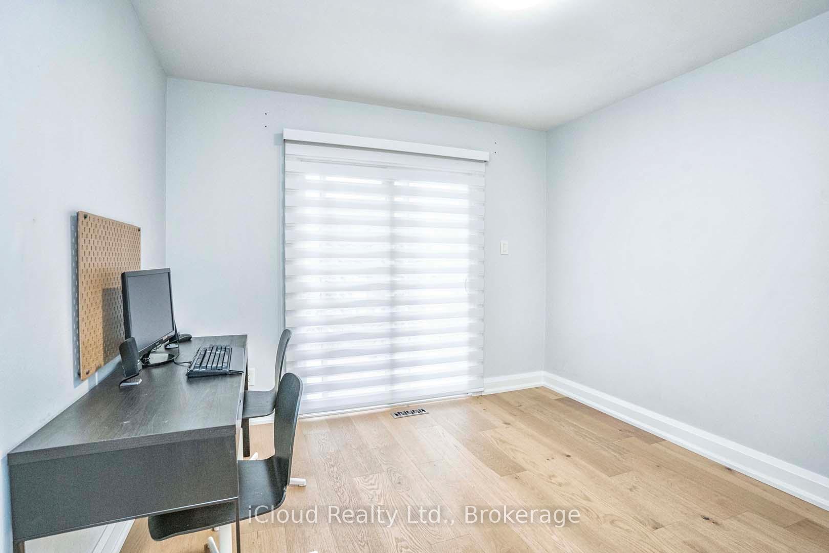 Photo 9 of 26 Joycelyn Drive, Mississauga, Streetsville — HOMEH
