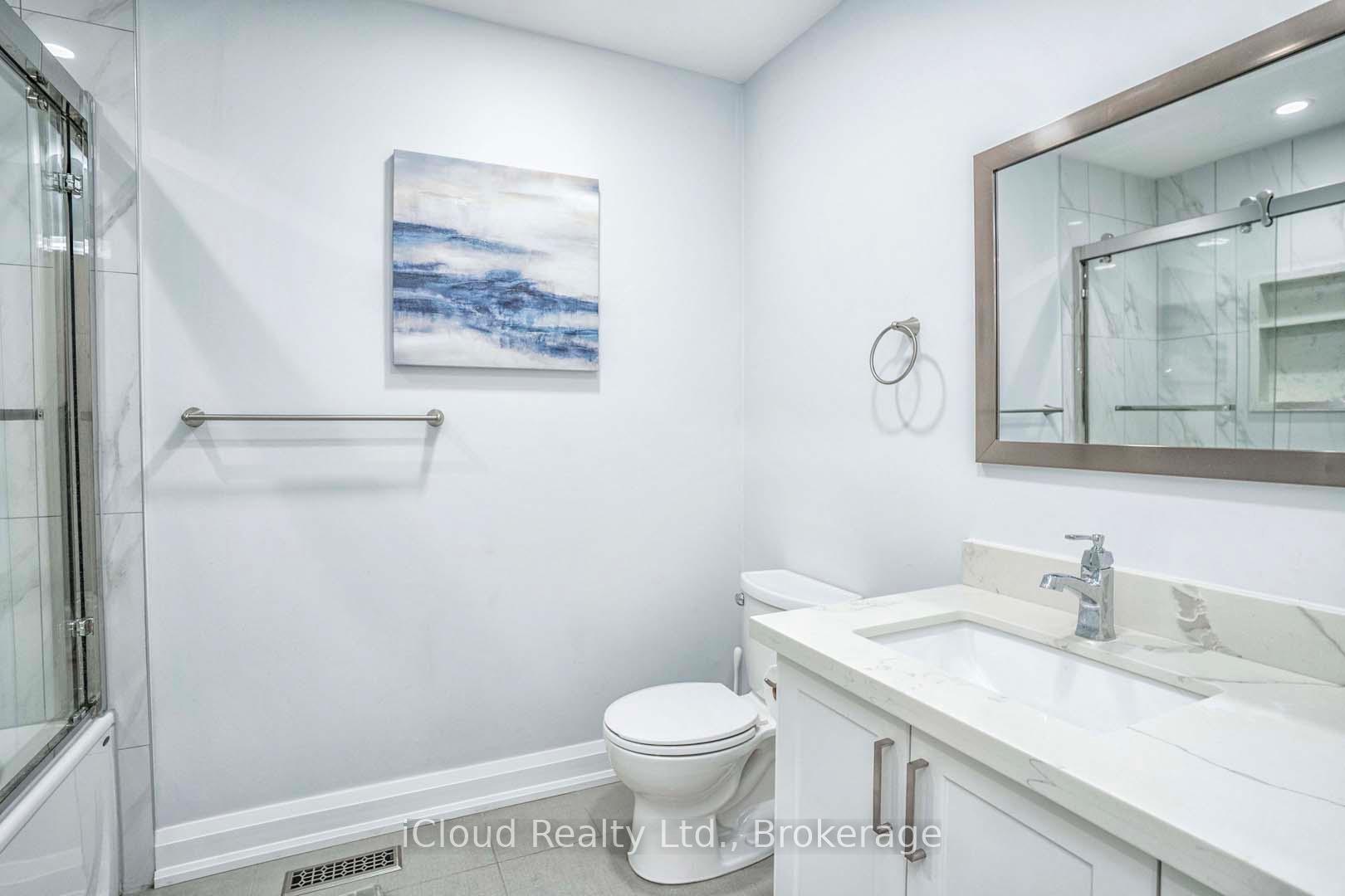 Photo 17 of 26 Joycelyn Drive, Mississauga, Streetsville — HOMEH