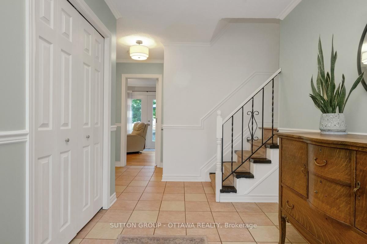Photo 7 of 6283 Steamer Lane E, Ottawa, Convent Glen South — HOMEH