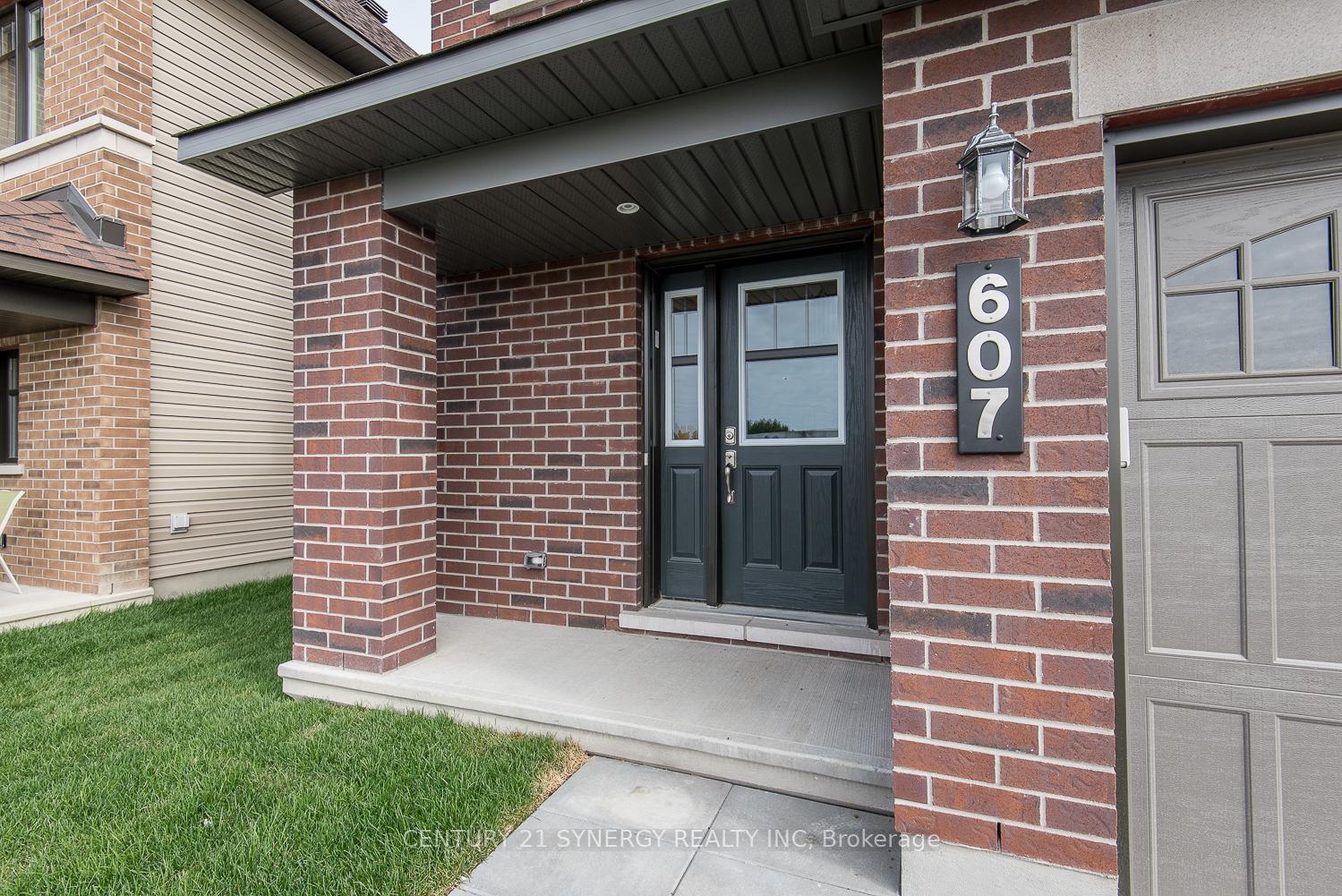 Photo 3 of 607 Trigoria Crescent, Ottawa, Avalon West — HOMEH