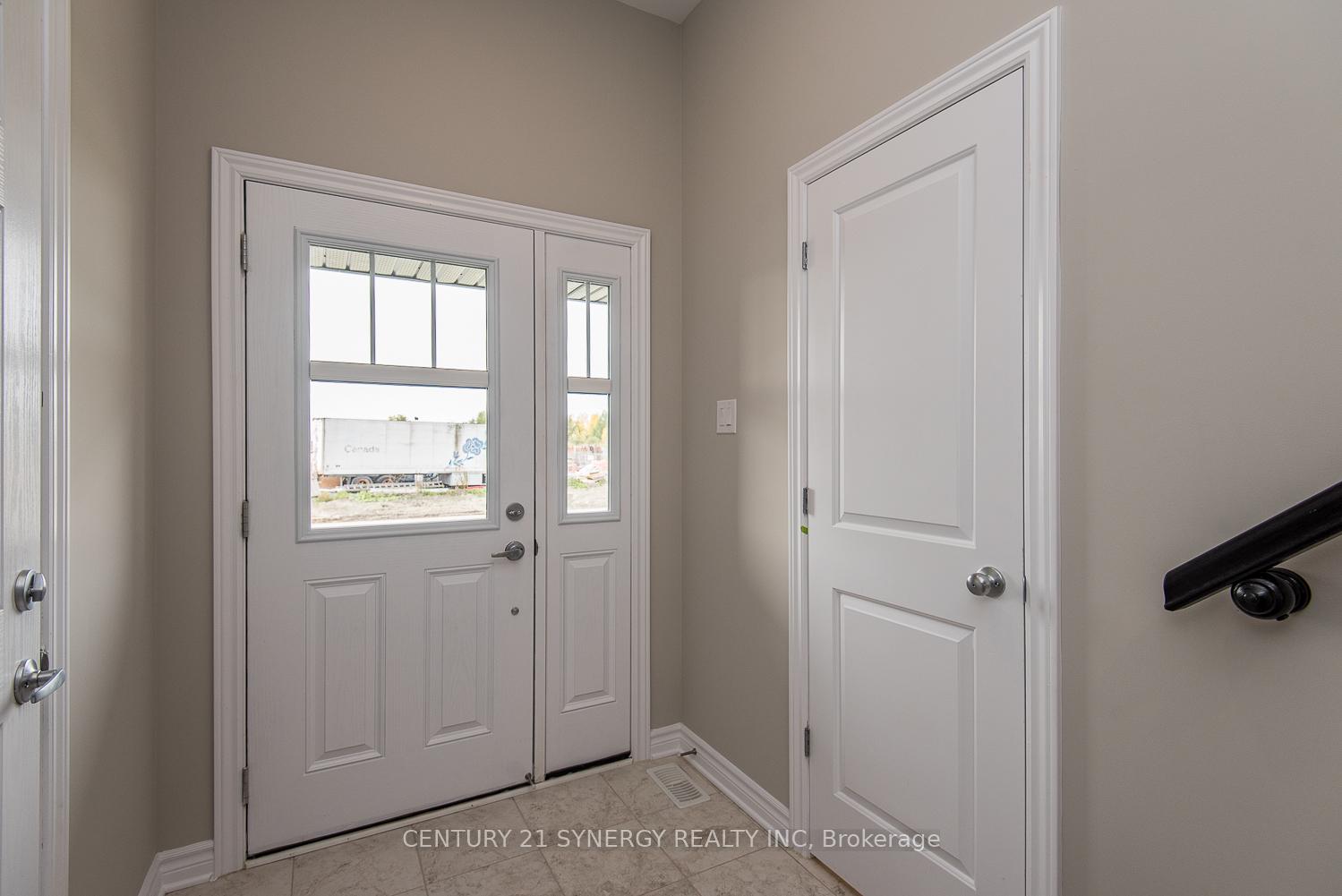 Photo 4 of 607 Trigoria Crescent, Ottawa, Avalon West — HOMEH