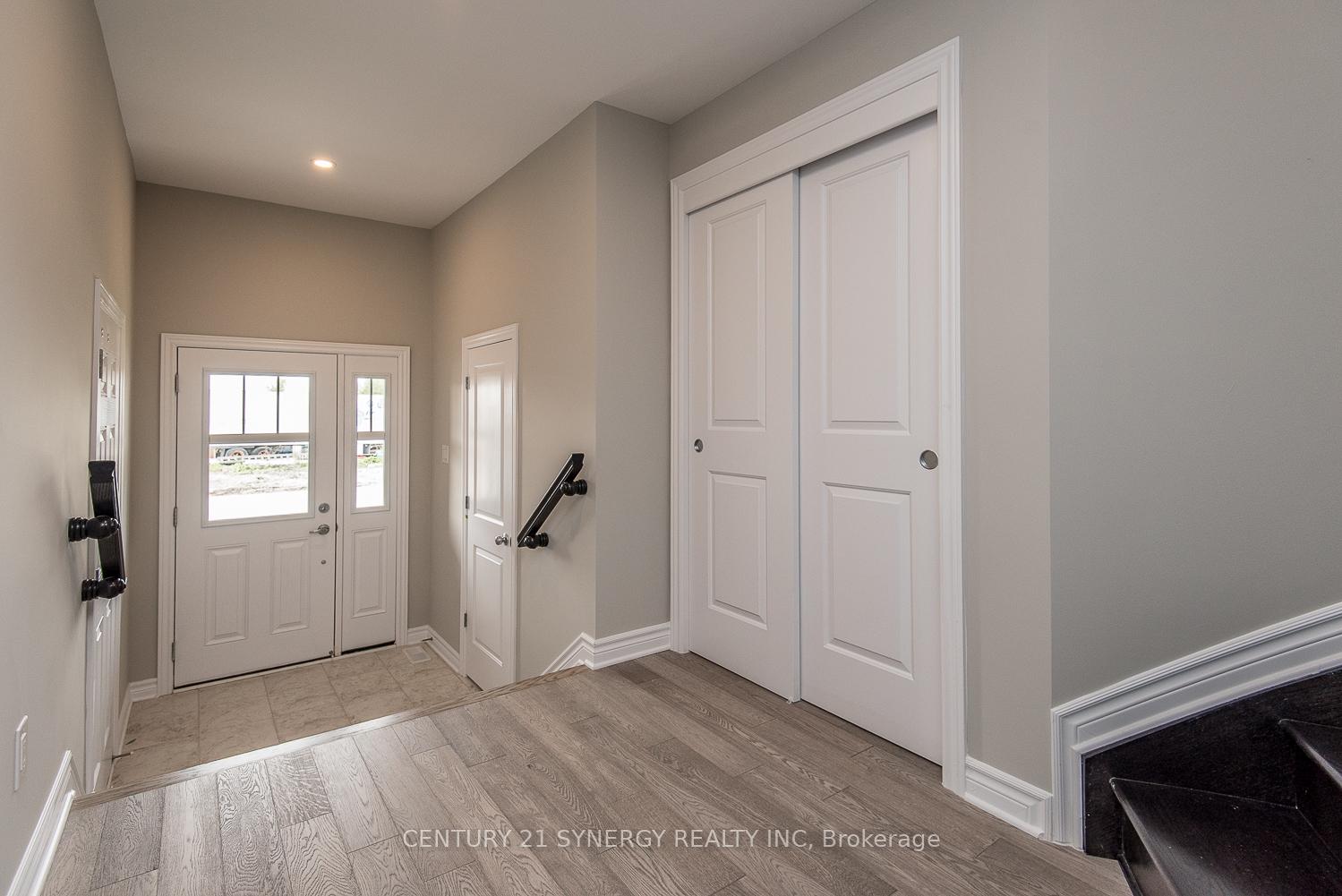 Photo 5 of 607 Trigoria Crescent, Ottawa, Avalon West — HOMEH