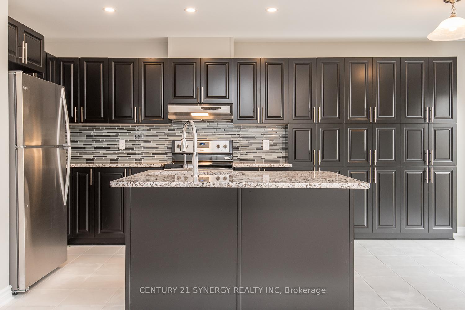 Photo 11 of 607 Trigoria Crescent, Ottawa, Avalon West — HOMEH