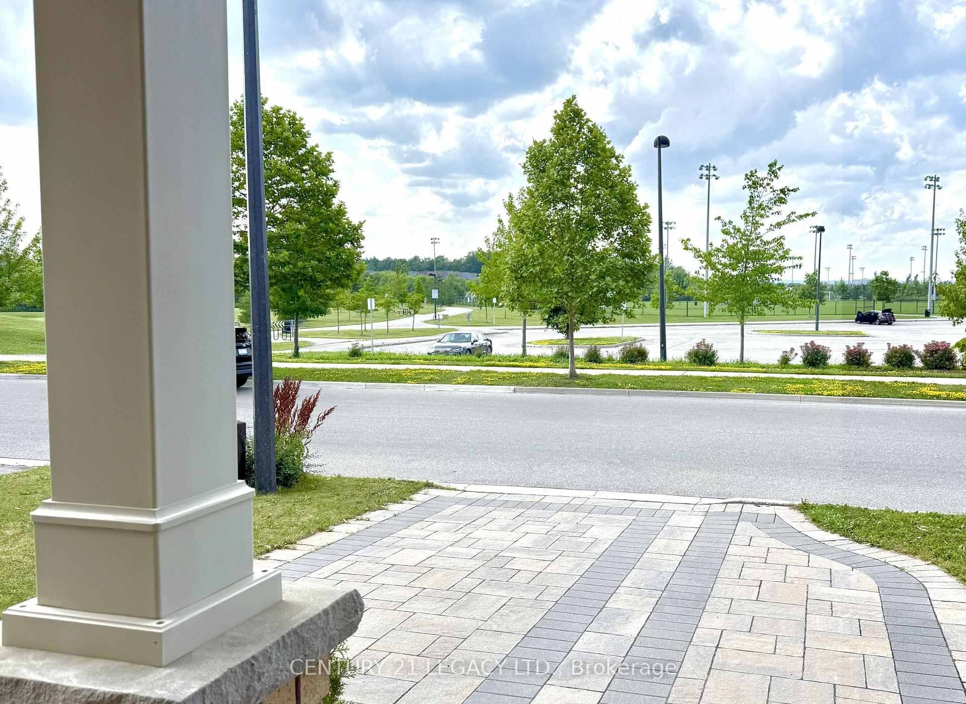Photo 24 of 484 Leiterman Drive, Milton, Willmott — HOMEH
