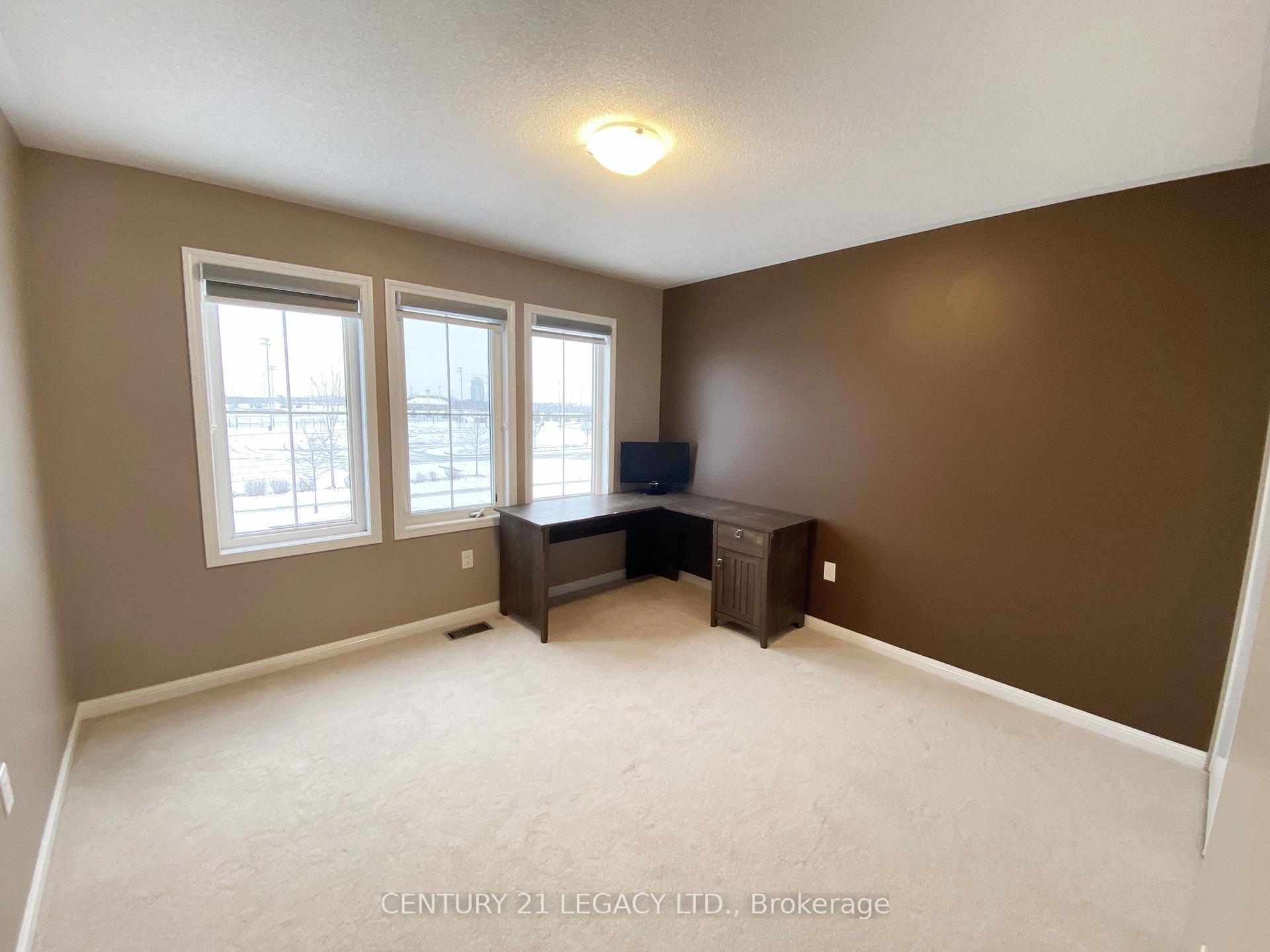 Photo 27 of 484 Leiterman Drive, Milton, Willmott — HOMEH
