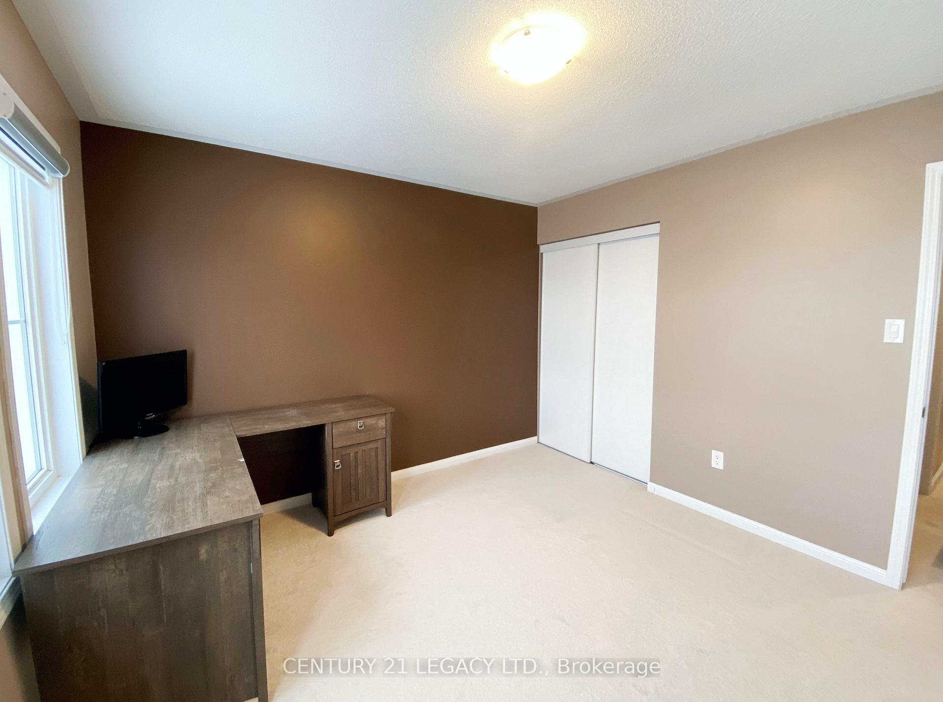 Photo 14 of 484 Leiterman Drive, Milton, Willmott — HOMEH