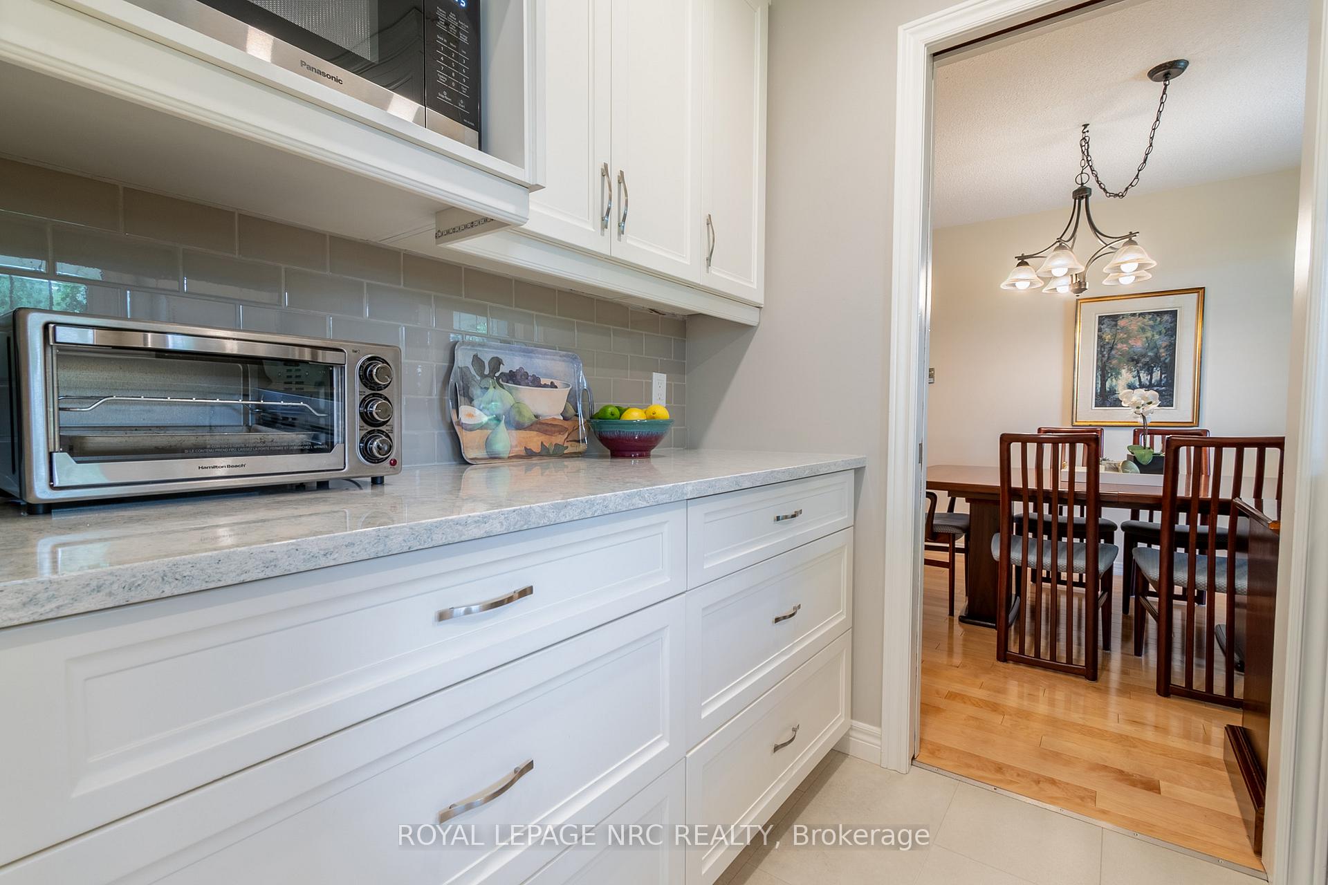 Photo 7 of 3 Vista Drive, Pelham, Fonthill — HOMEH
