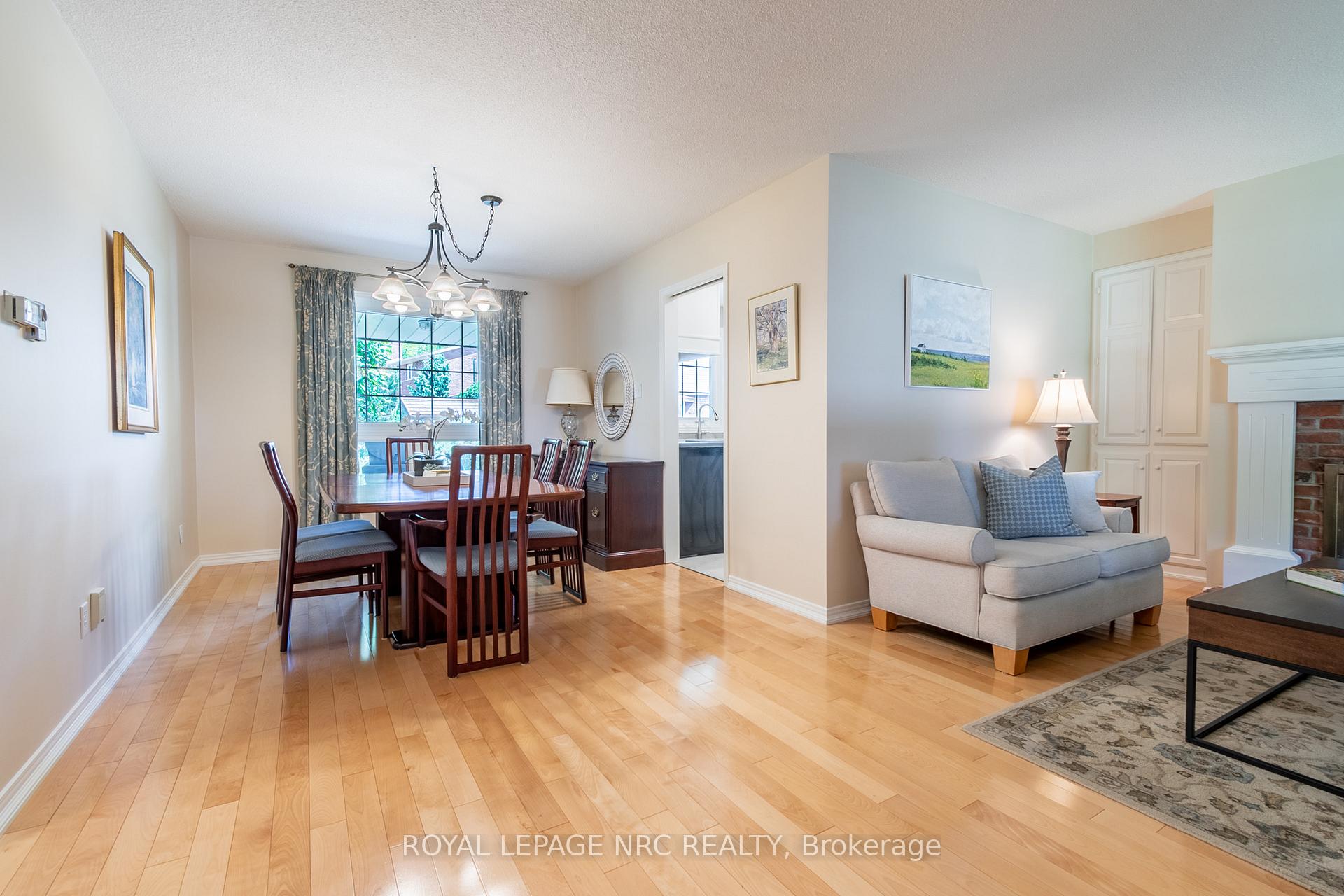 Photo 14 of 3 Vista Drive, Pelham, Fonthill — HOMEH