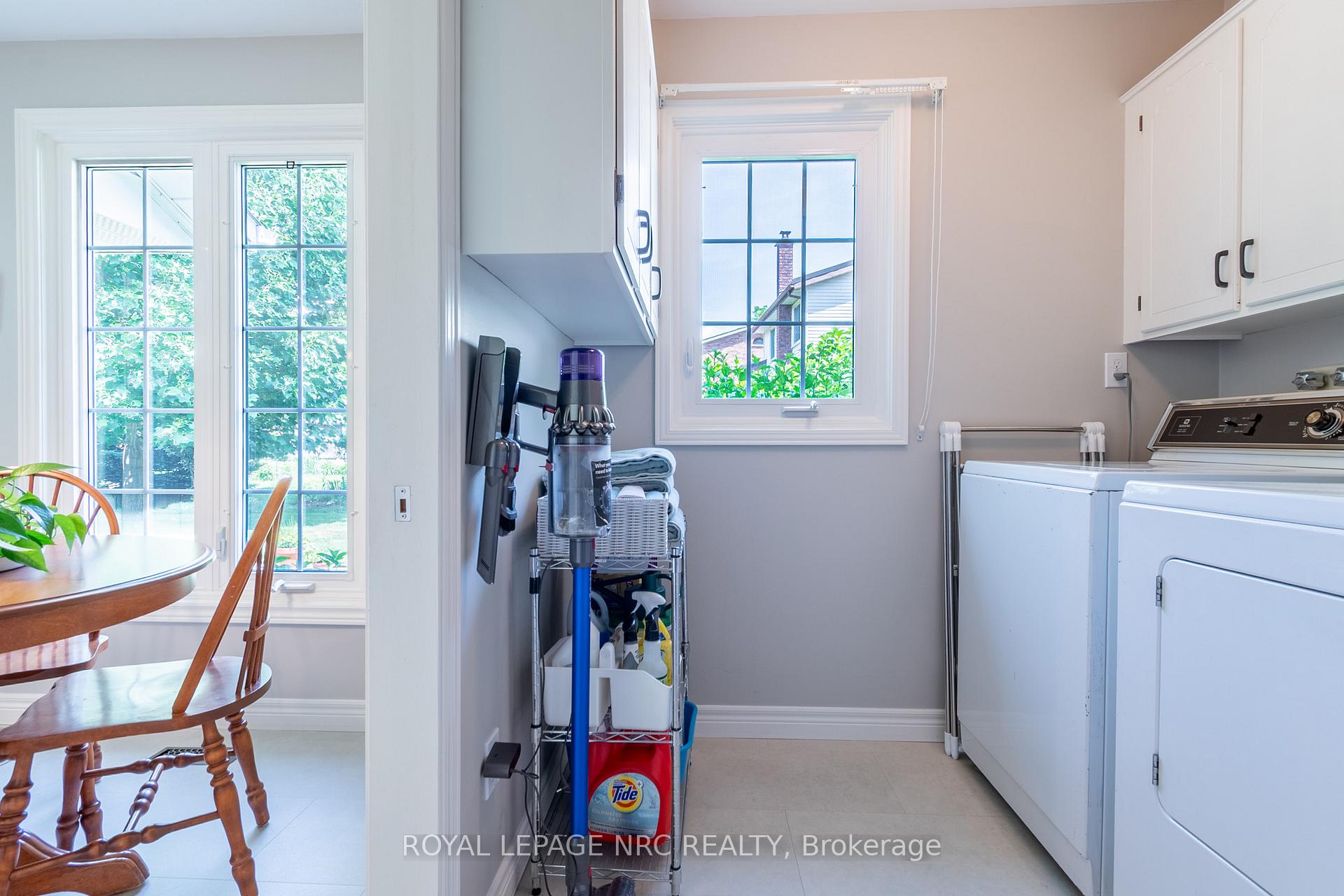 Photo 23 of 3 Vista Drive, Pelham, Fonthill — HOMEH