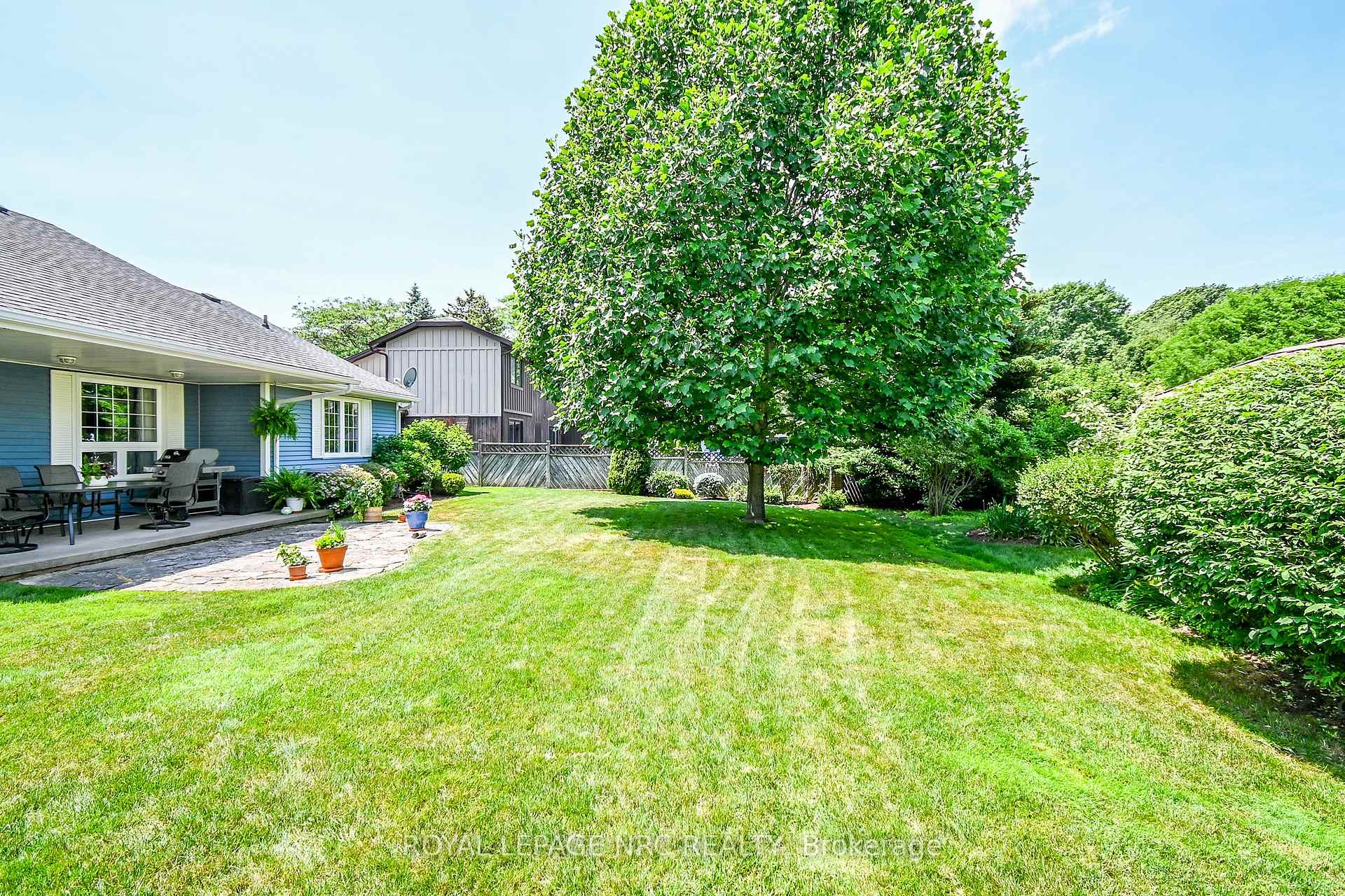 Photo 26 of 3 Vista Drive, Pelham, Fonthill — HOMEH