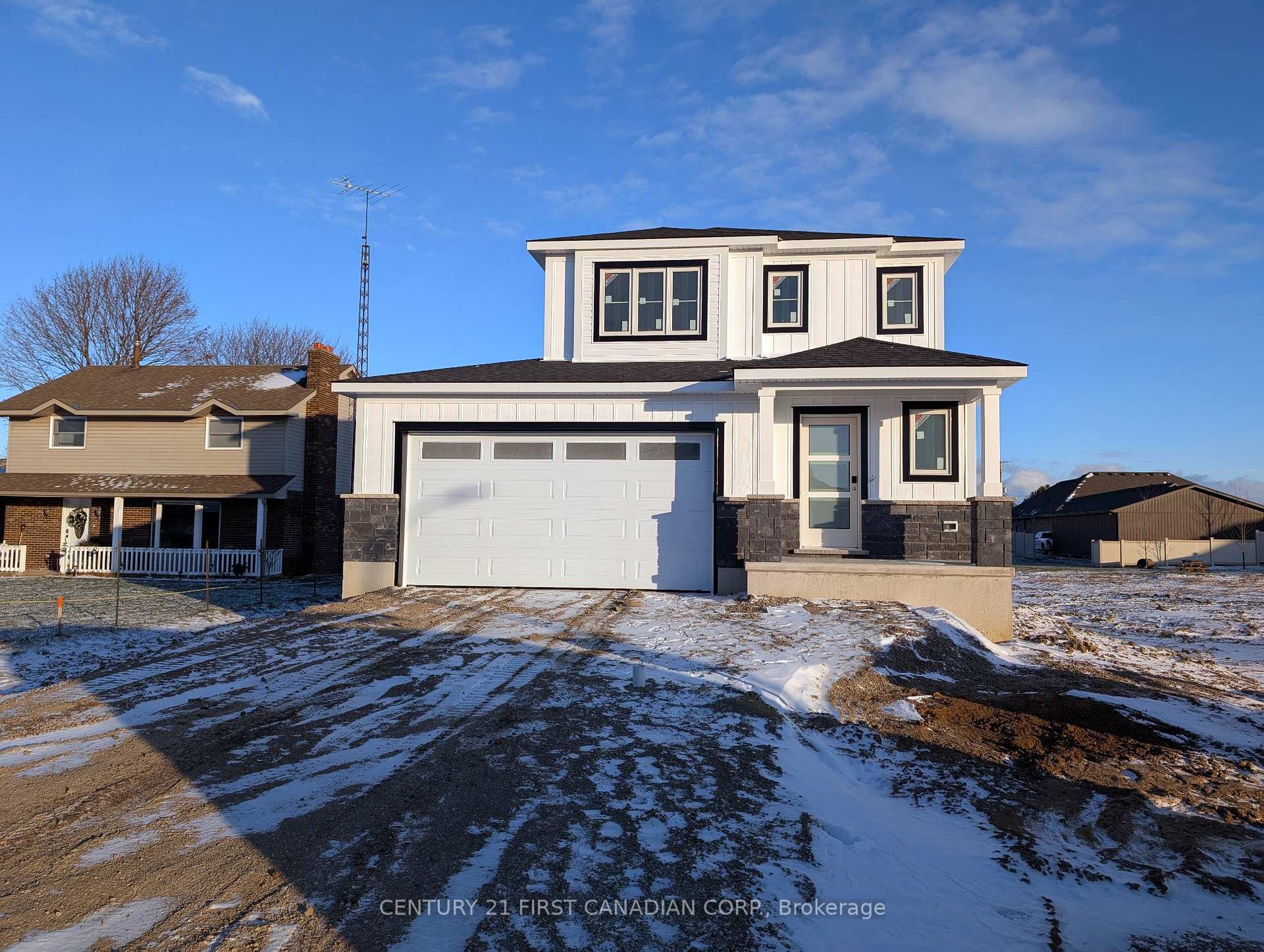 Photo 1 of 19 Twynstra Street, Middlesex Centre, Rural Middlesex Centre — HOMEH