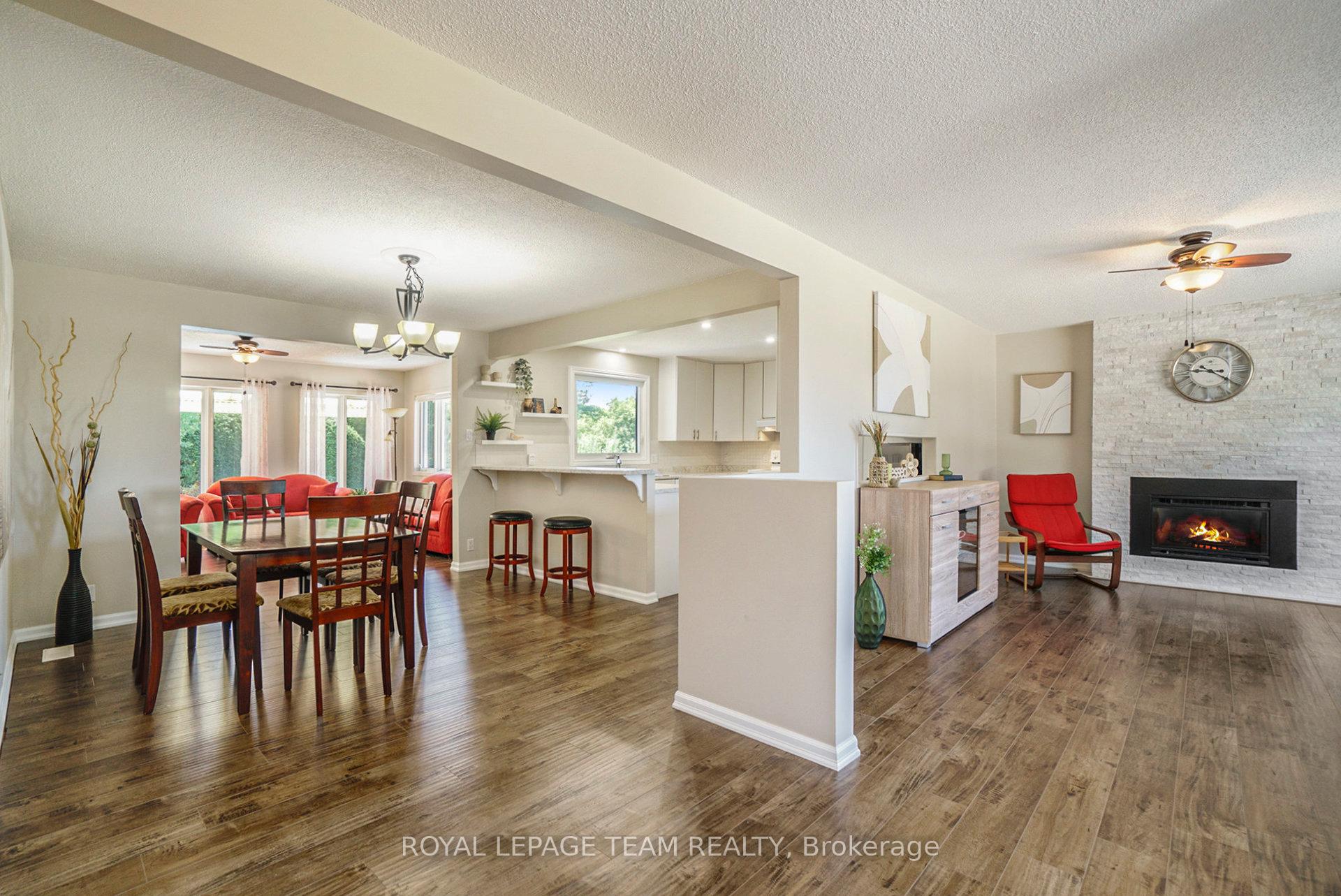 Photo 3 of 6870 Edgar Brault Street, Ottawa, Orleans/Sunridge — HOMEH
