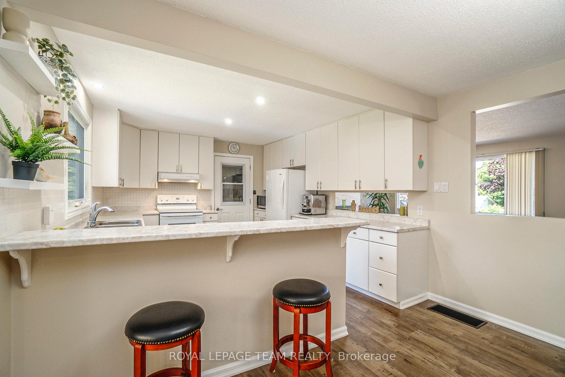 Photo 8 of 6870 Edgar Brault Street, Ottawa, Orleans/Sunridge — HOMEH