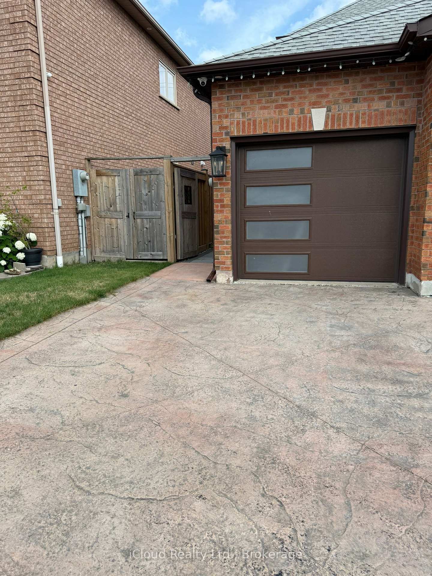 Photo 13 of 5434 Turney Drive, Mississauga, Streetsville — HOMEH