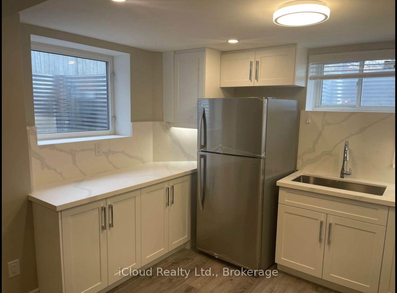 Photo 9 of 5434 Turney Drive, Mississauga, Streetsville — HOMEH