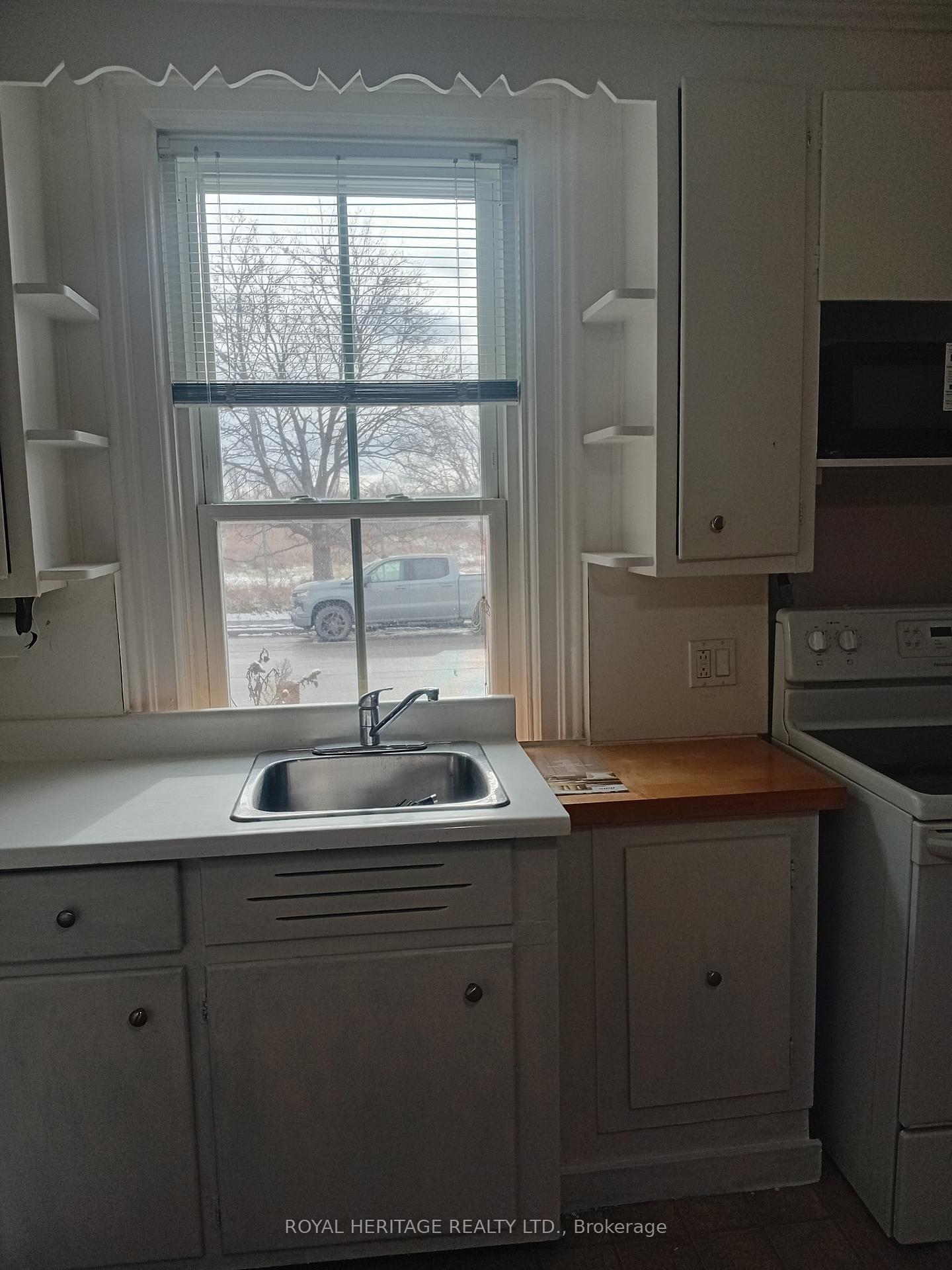 Photo 9 of Unit 4, 75 Charles Street, Oshawa, Central — HOMEH