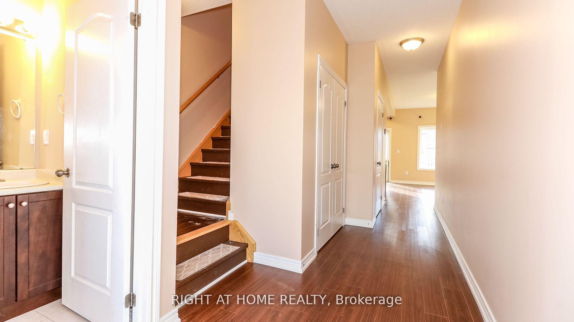 Photo 14 of 80 Isabella Drive, Orillia — HOMEH