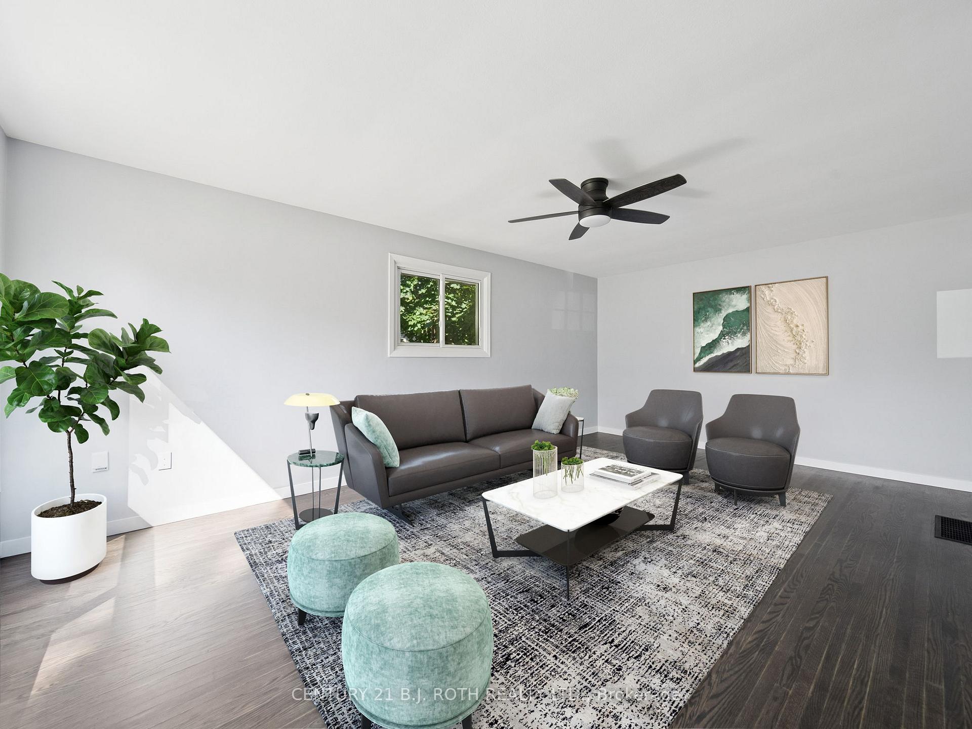 Photo 5 of 138 Simcoe Street, Orillia — HOMEH