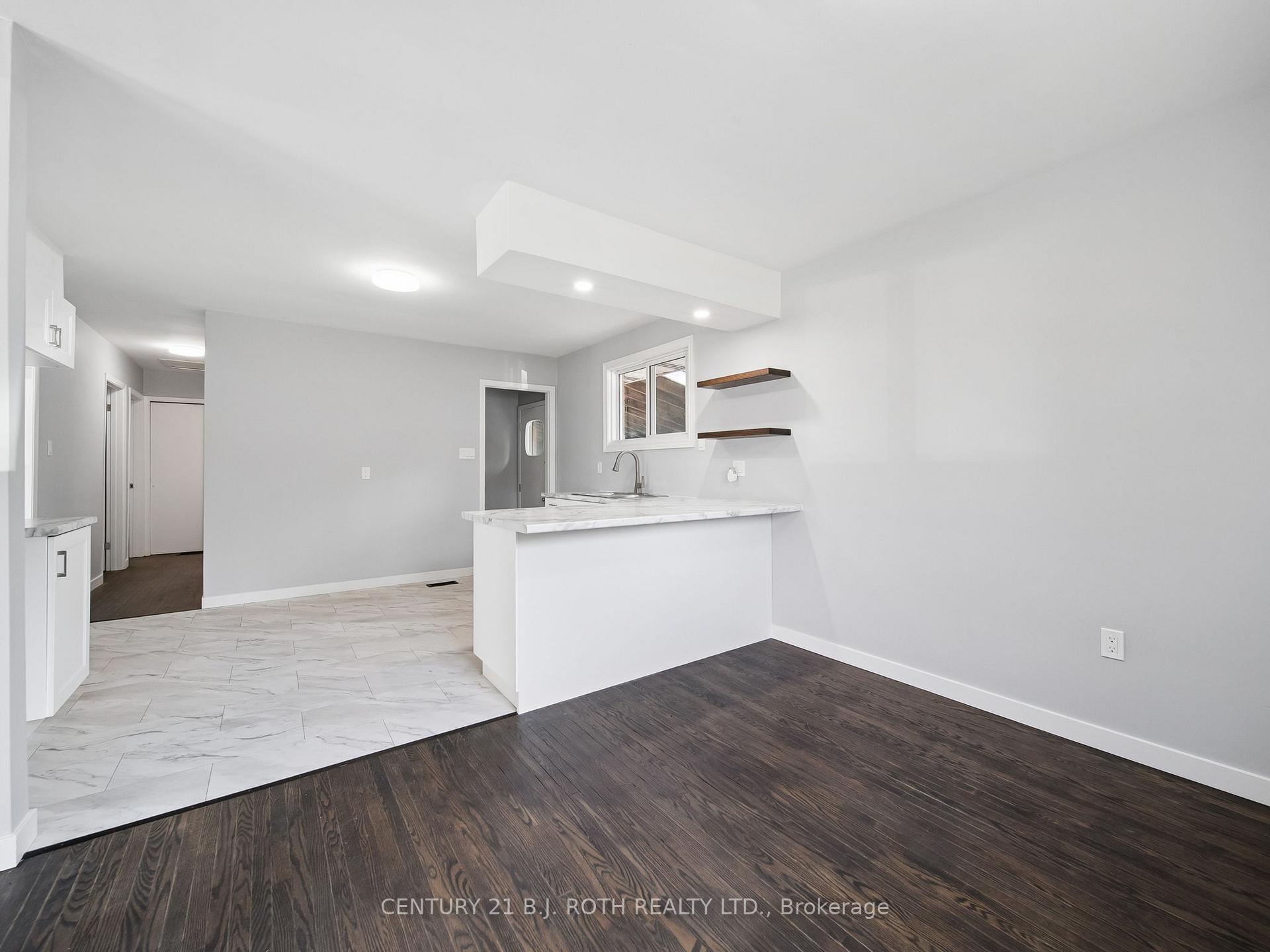Photo 13 of 138 Simcoe Street, Orillia — HOMEH
