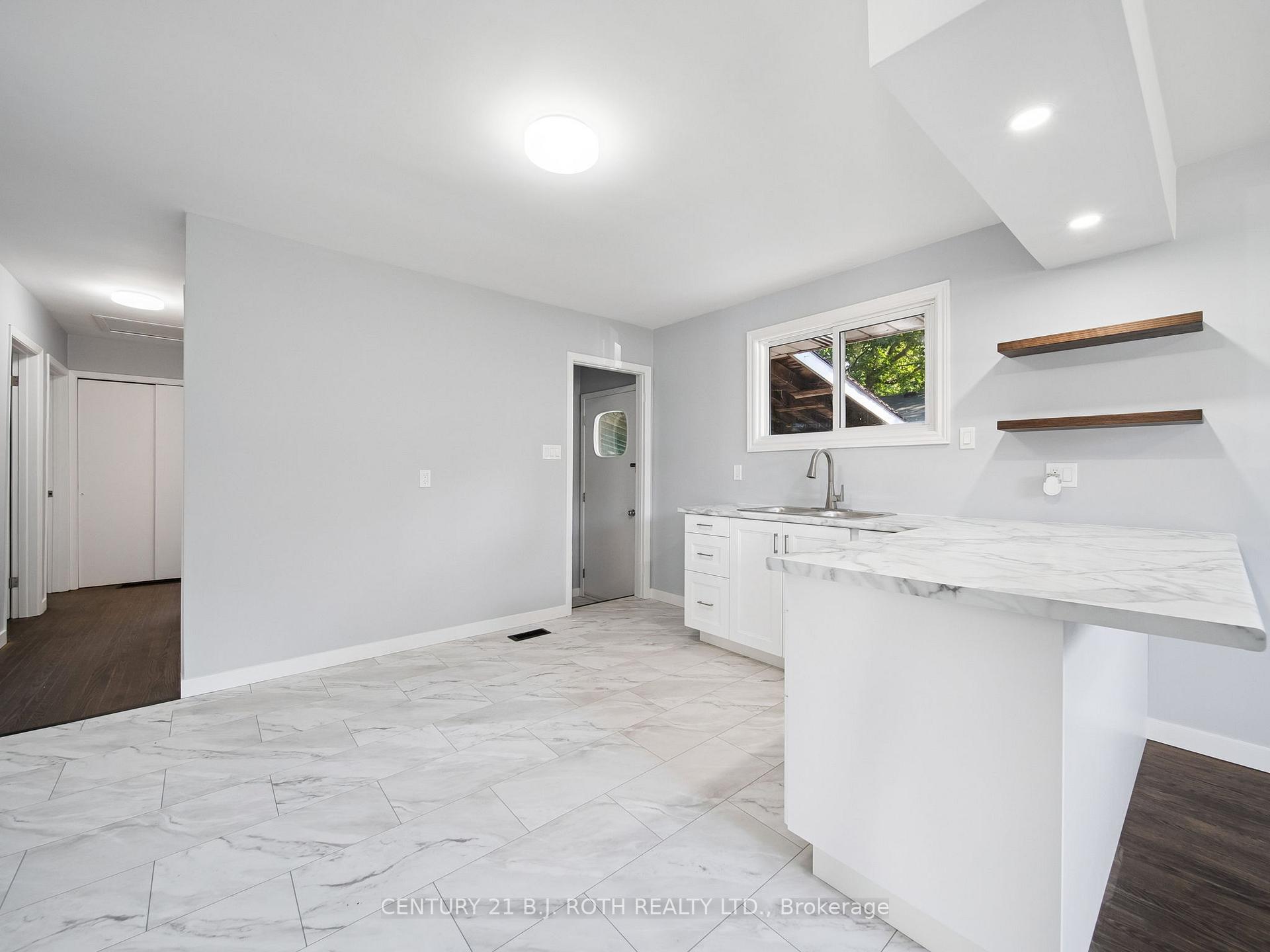 Photo 14 of 138 Simcoe Street, Orillia — HOMEH