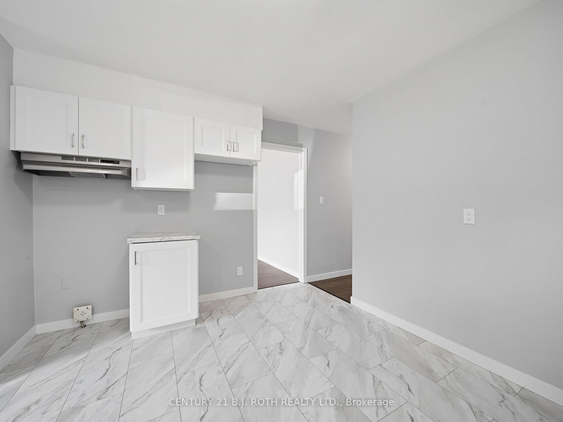 Photo 15 of 138 Simcoe Street, Orillia — HOMEH