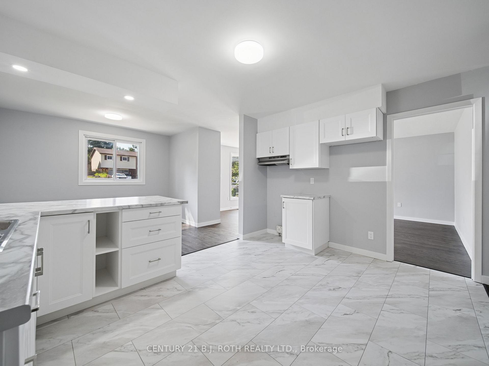 Photo 16 of 138 Simcoe Street, Orillia — HOMEH