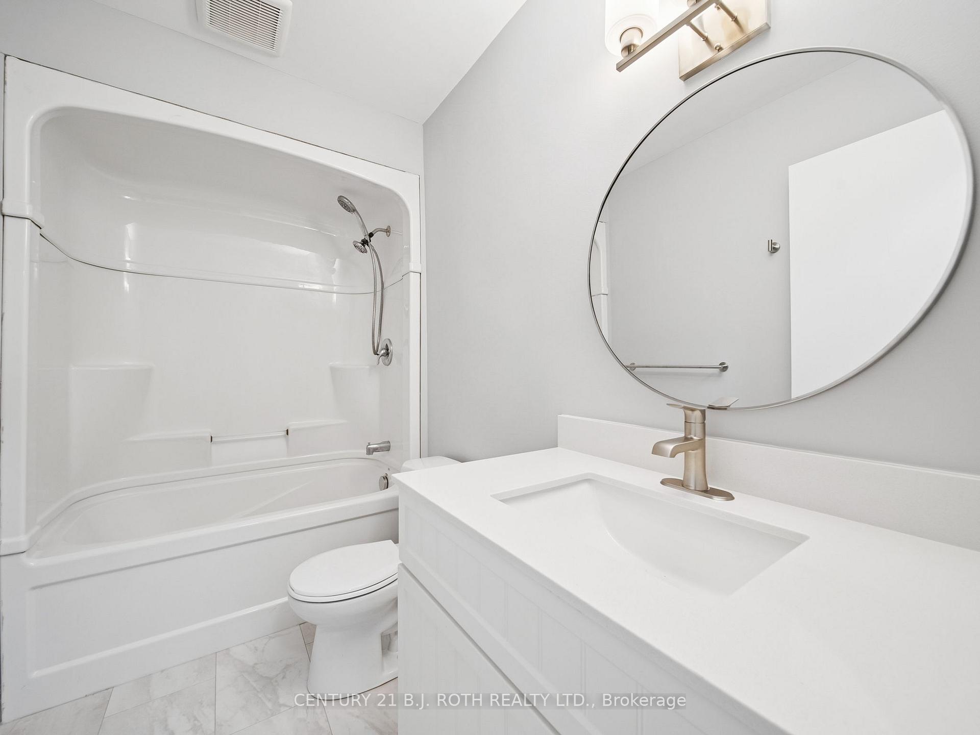 Photo 20 of 138 Simcoe Street, Orillia — HOMEH