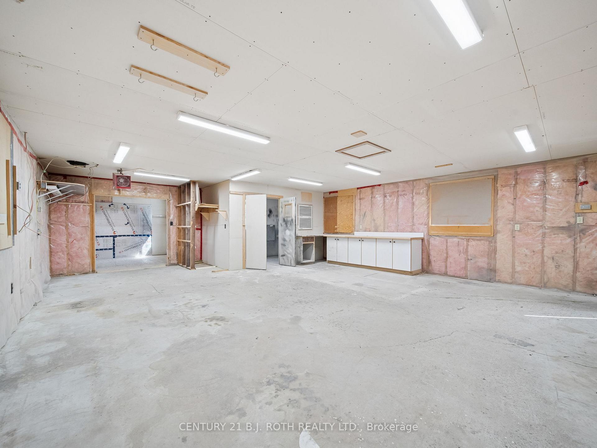 Photo 29 of 138 Simcoe Street, Orillia — HOMEH
