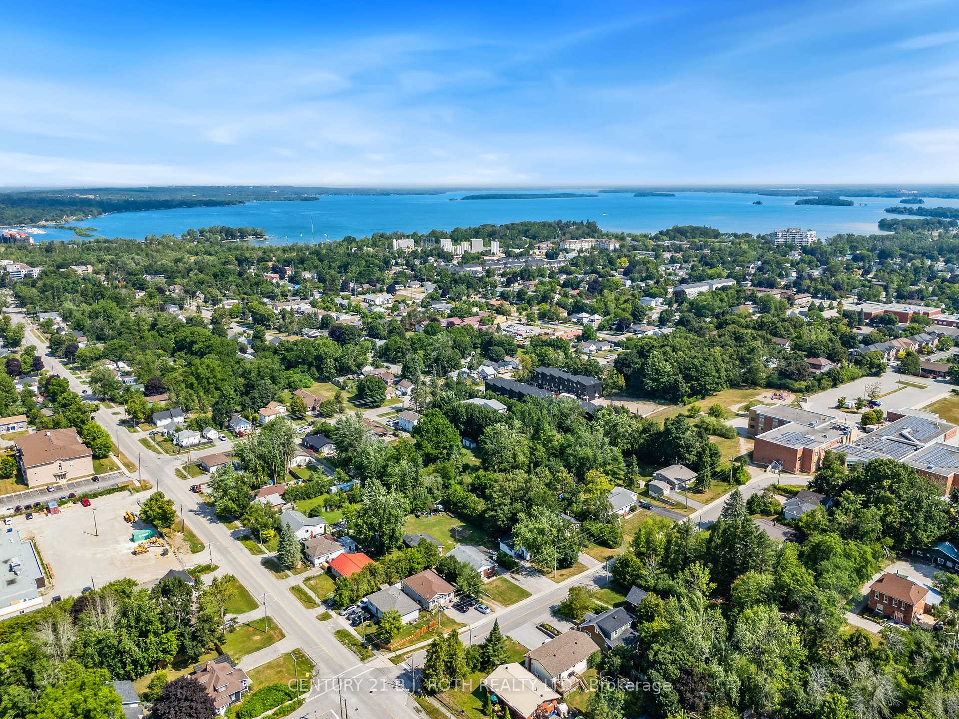 Photo 37 of 138 Simcoe Street, Orillia — HOMEH