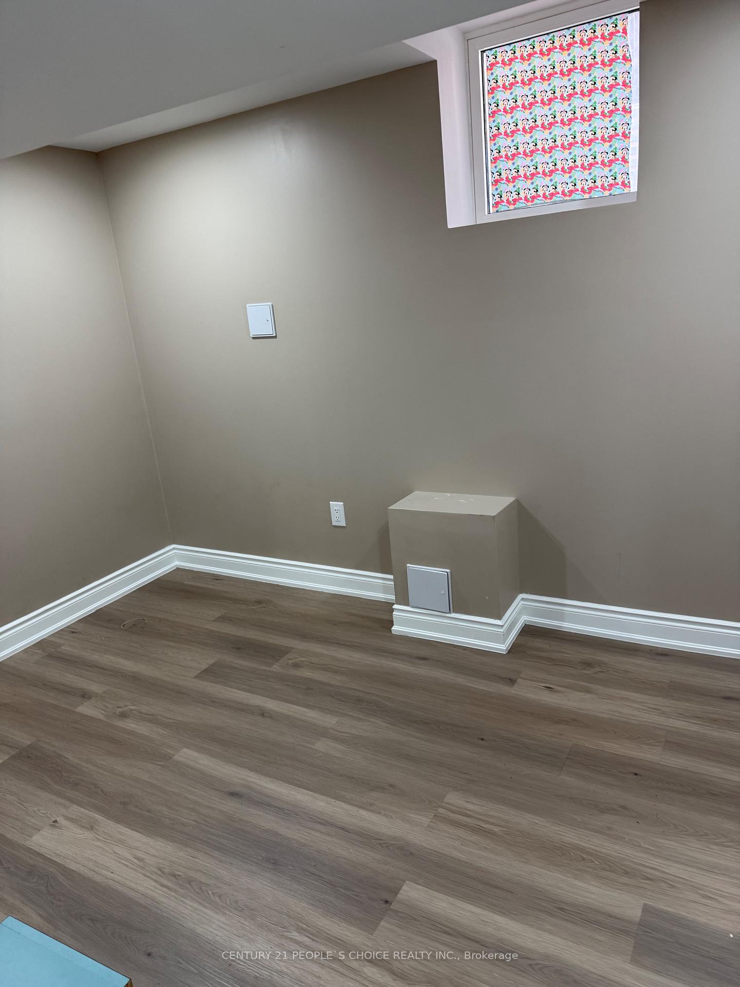 Photo 2 of 4377 Violet Road, Mississauga, East Credit — HOMEH