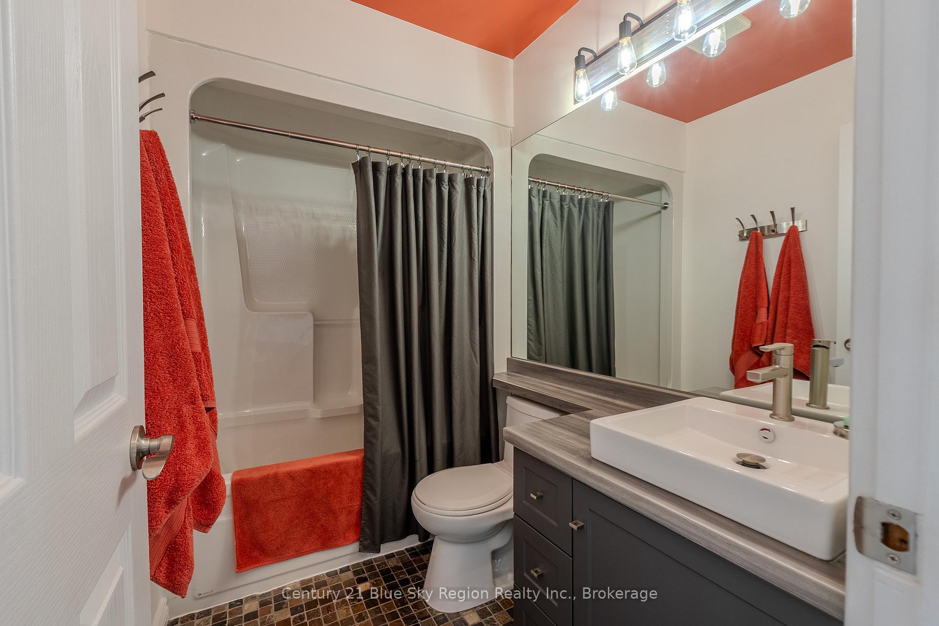 Photo 24 of 619 Tackaberry Drive, North Bay, West End — HOMEH