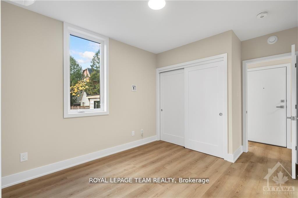Photo 10 of Unit 5, 352 Lyon Street N, Ottawa, Ottawa Centre — HOMEH