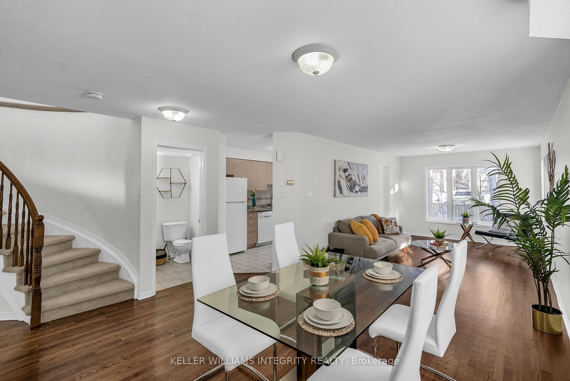 Photo 6 of 53 Carwood Circle, Ottawa, Carson Meadows — HOMEH
