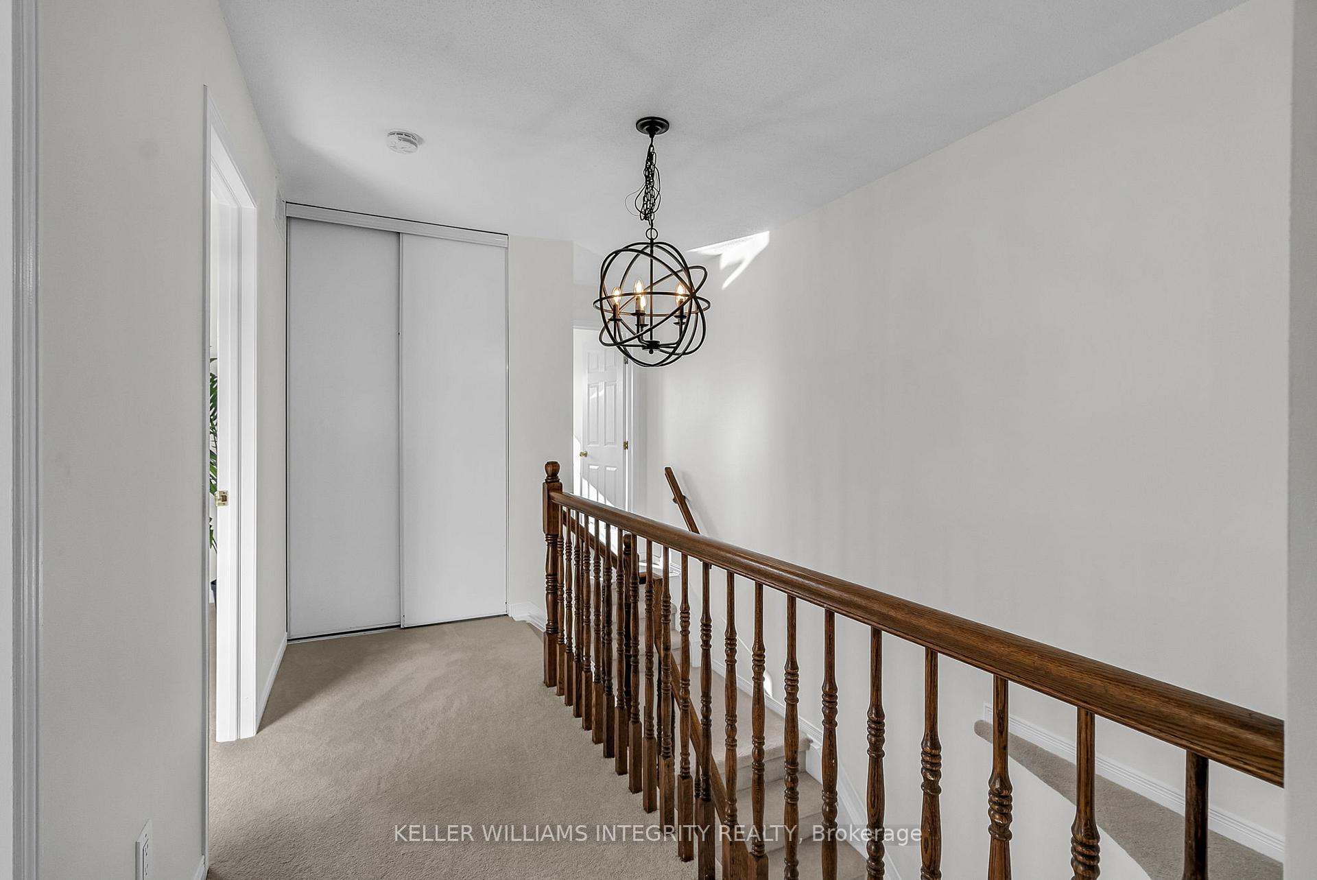Photo 18 of 53 Carwood Circle, Ottawa, Carson Meadows — HOMEH