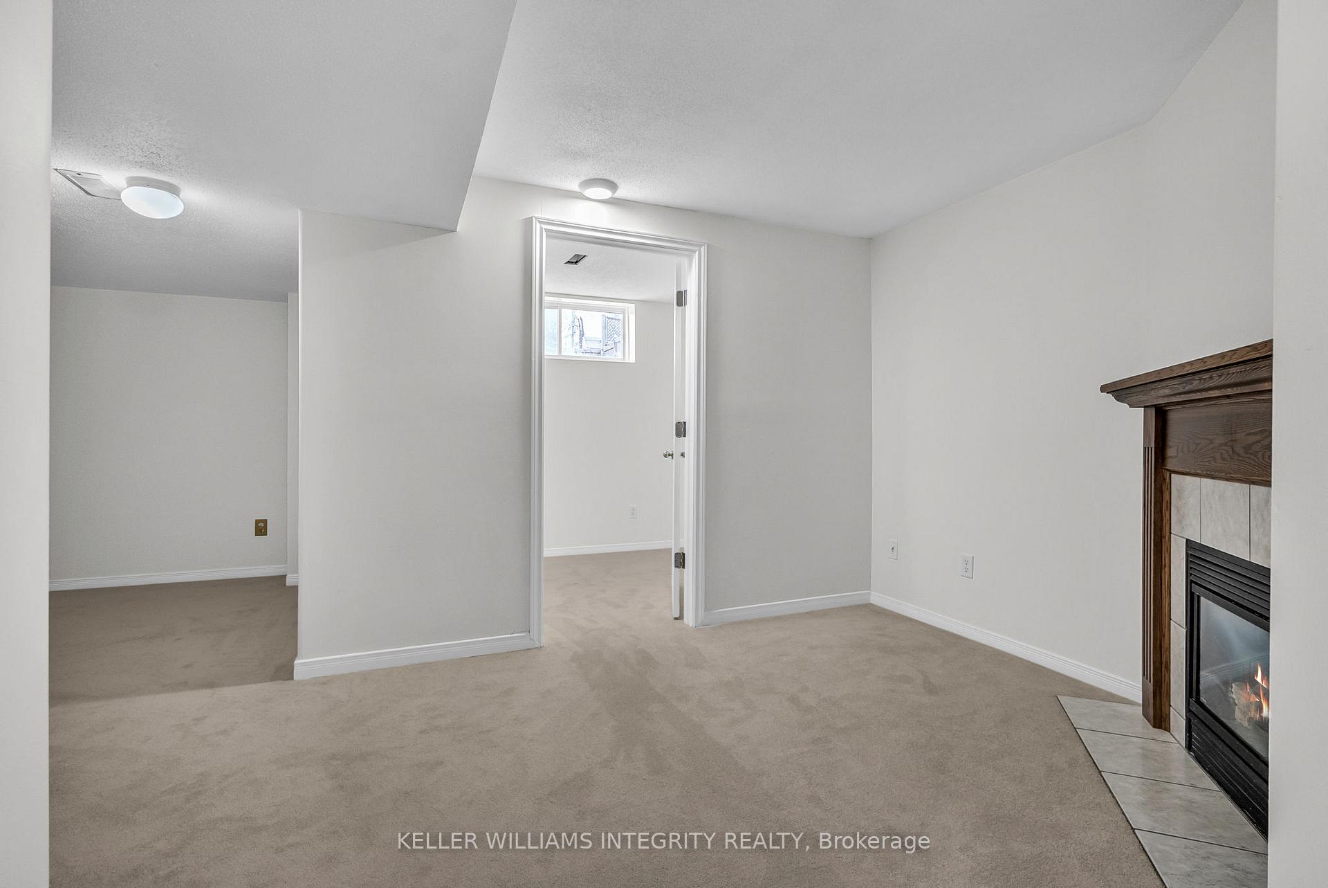 Photo 35 of 53 Carwood Circle, Ottawa, Carson Meadows — HOMEH