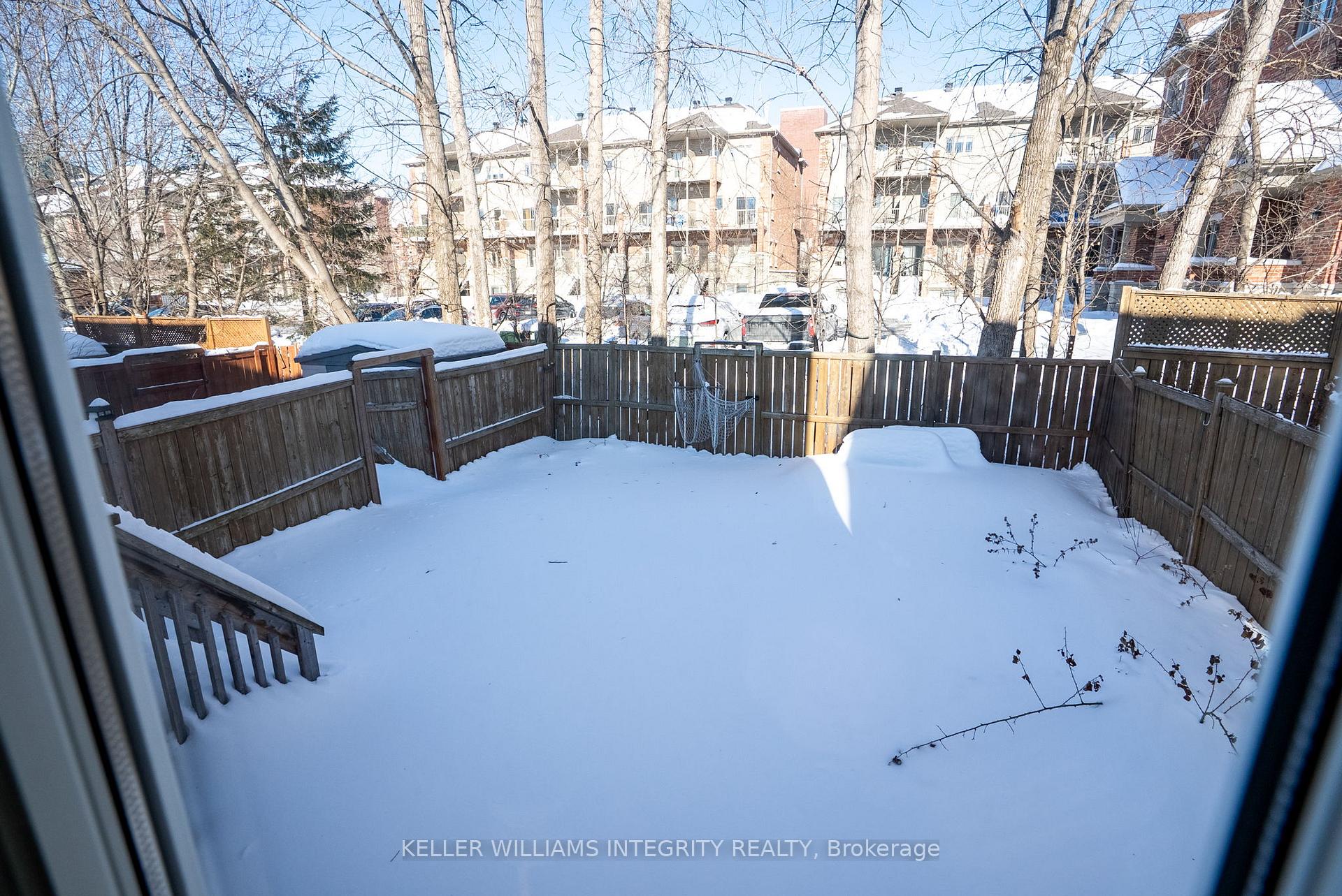 Photo 41 of 53 Carwood Circle, Ottawa, Carson Meadows — HOMEH
